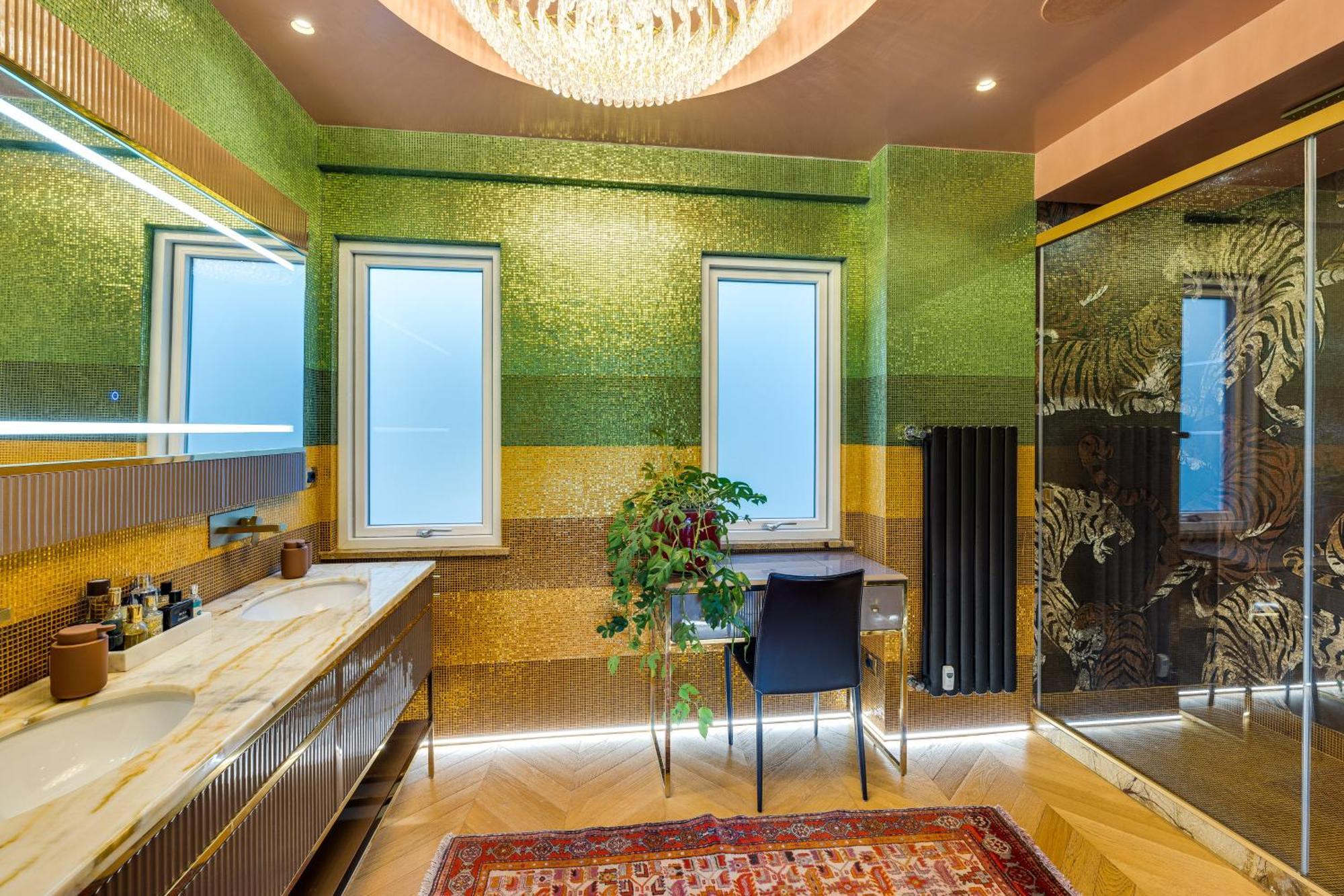 Luxury Penthouse With Terrace And Hot Tub Rome