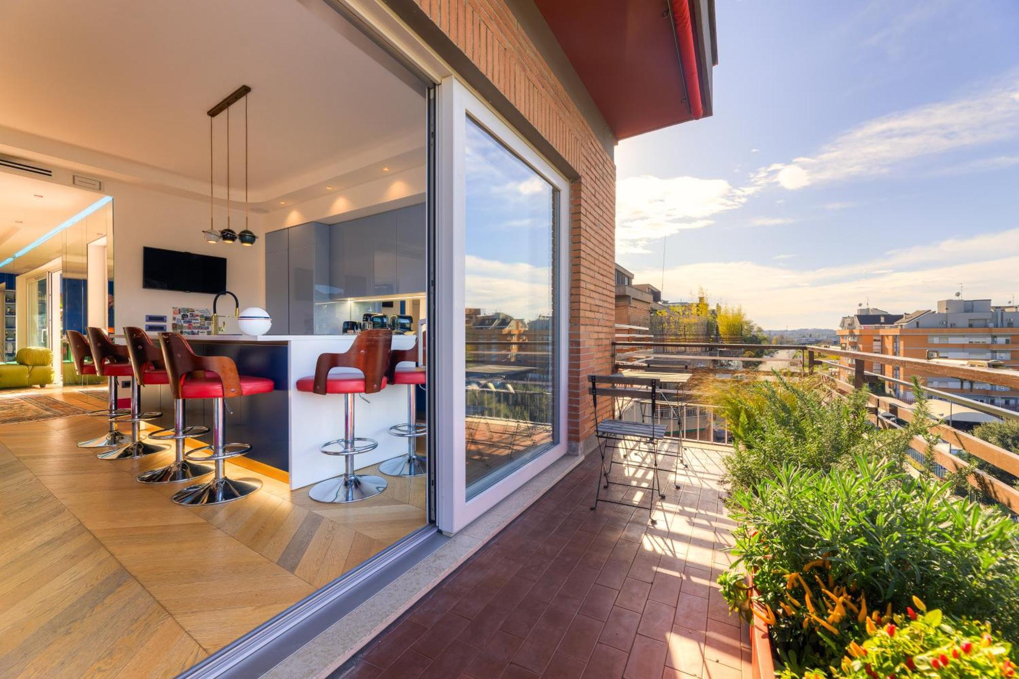 Luxury Penthouse With Terrace And Hot Tub Apartment Rome