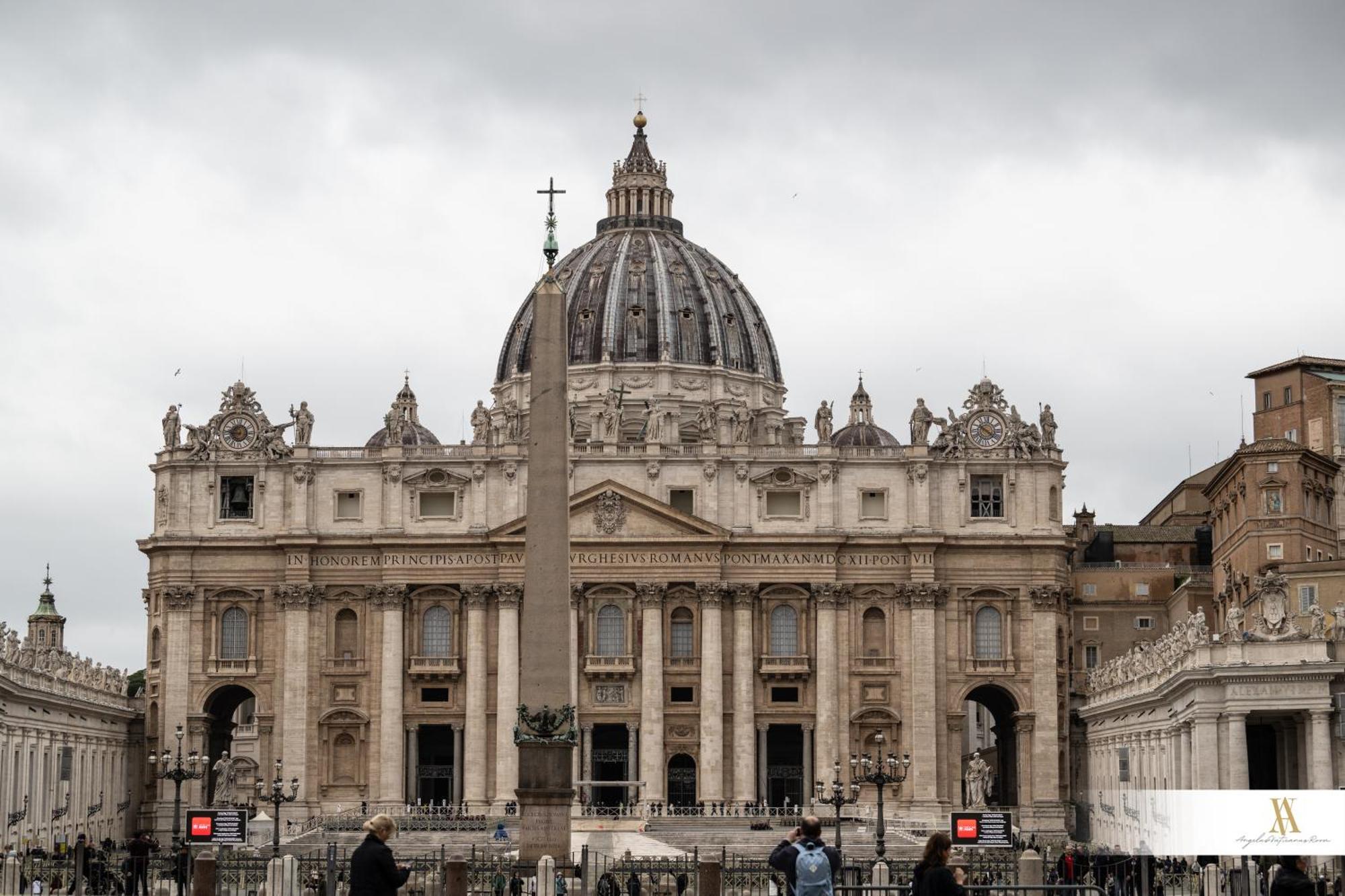 Angelus Vaticanus Couette-café *
