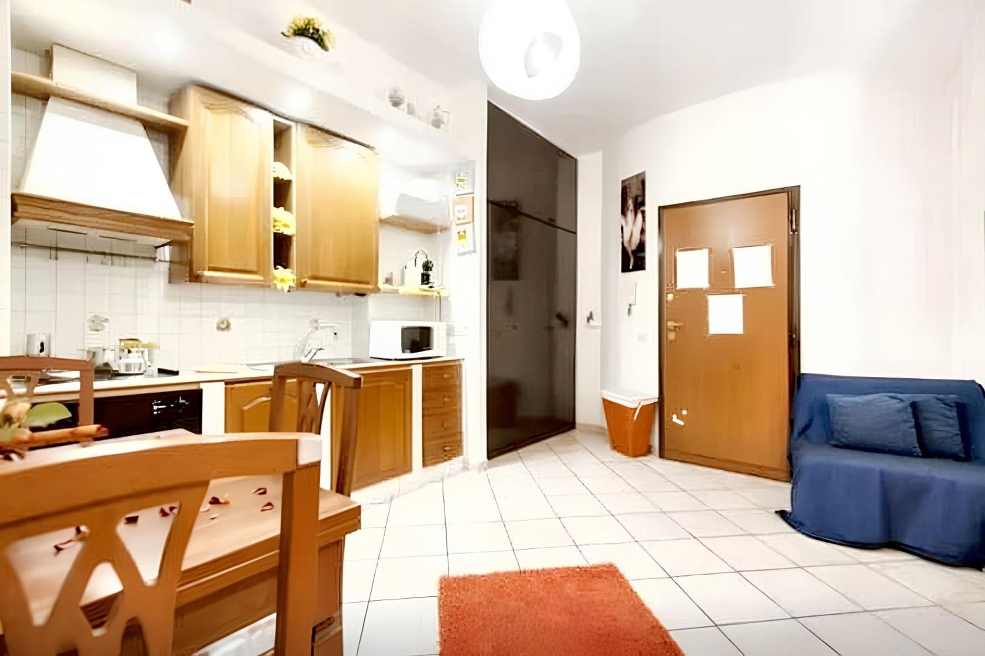 Elegant In Near Historic Centre 402 M² Parking Included Apartment Rome