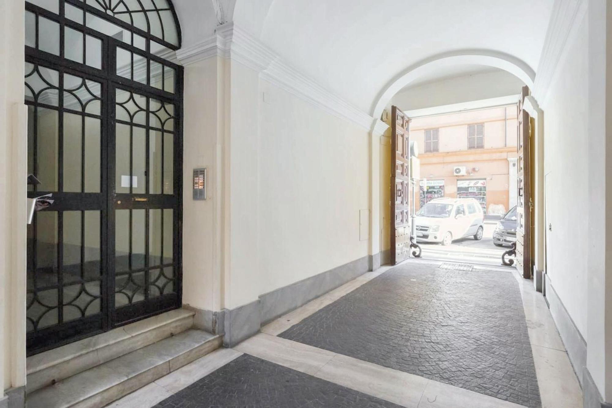 Charming With Panoramic View In The Heart Of Apartment
