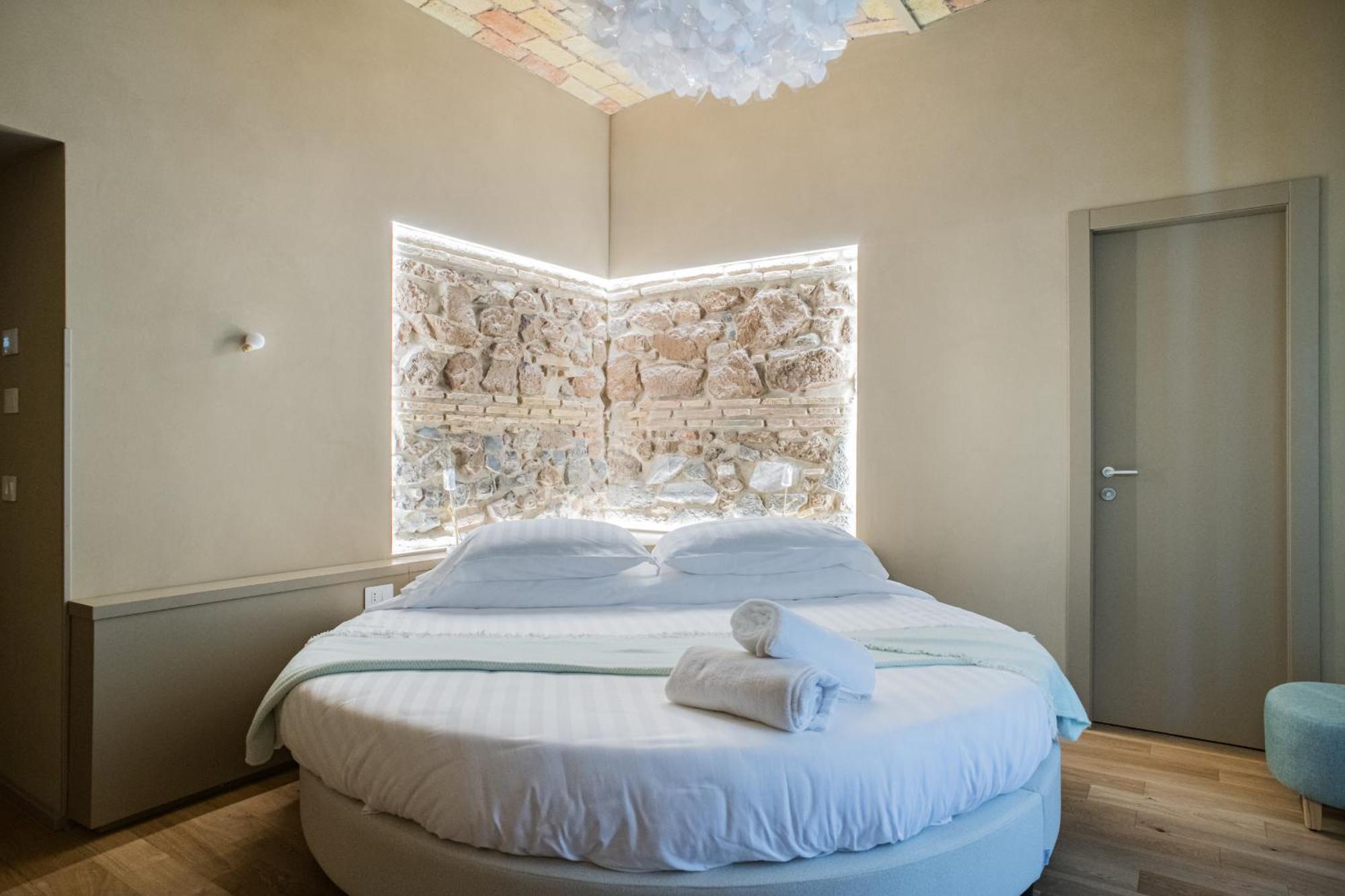 Hotel 163 Boutique