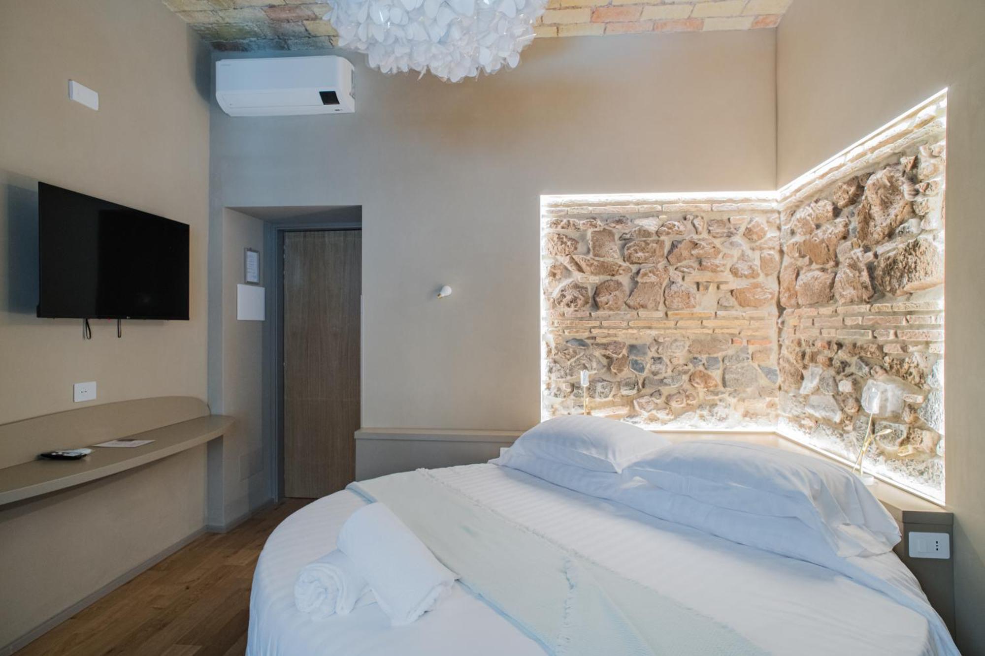 163 Boutique Rome