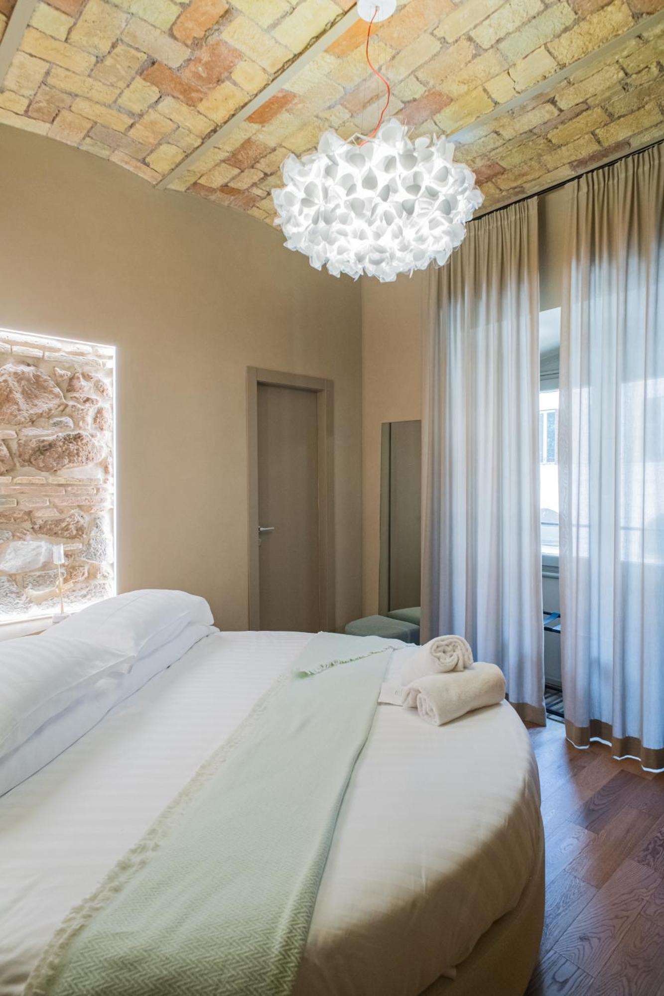 163 Boutique * Rome