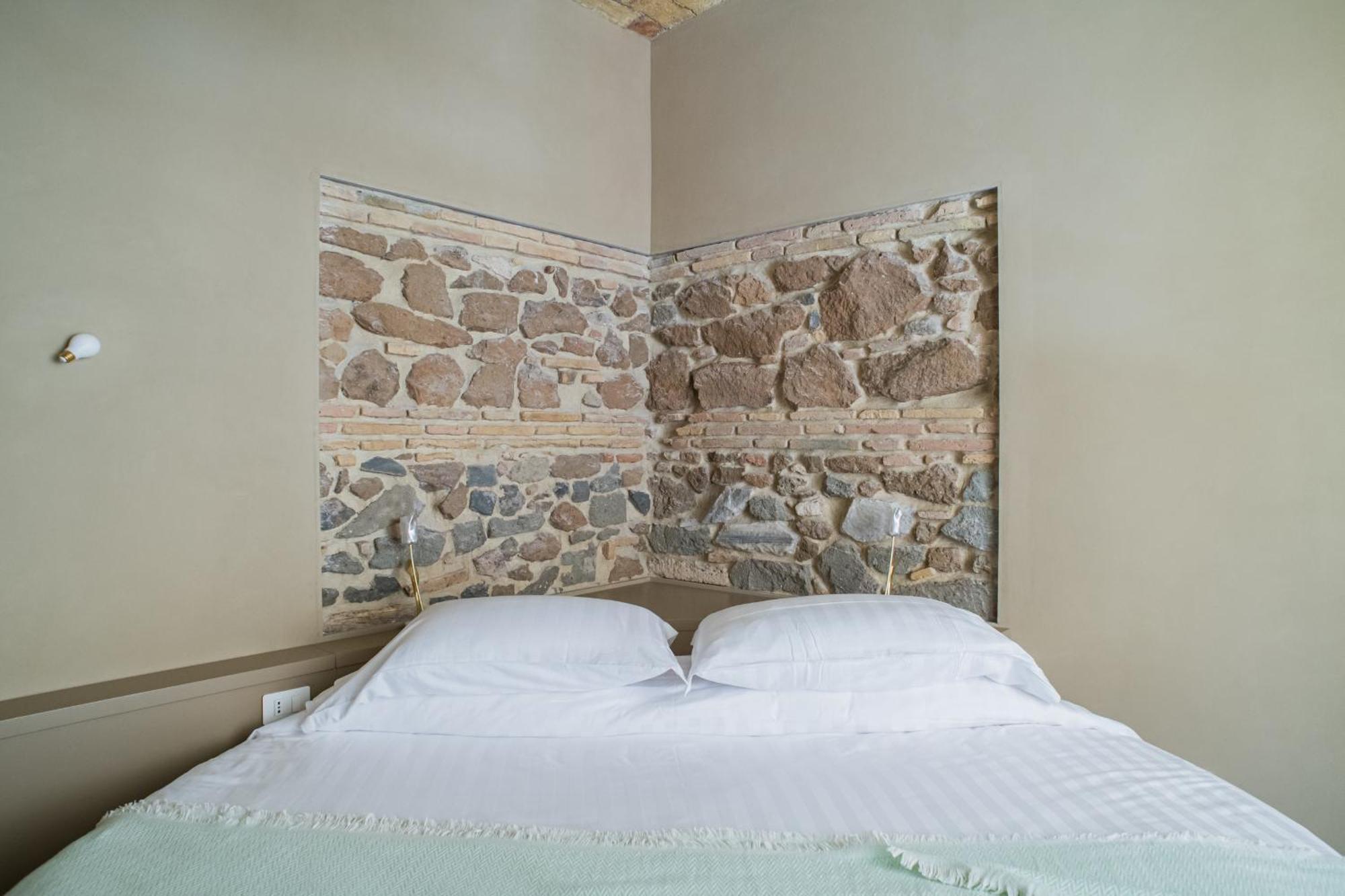 Hotel 163 Boutique