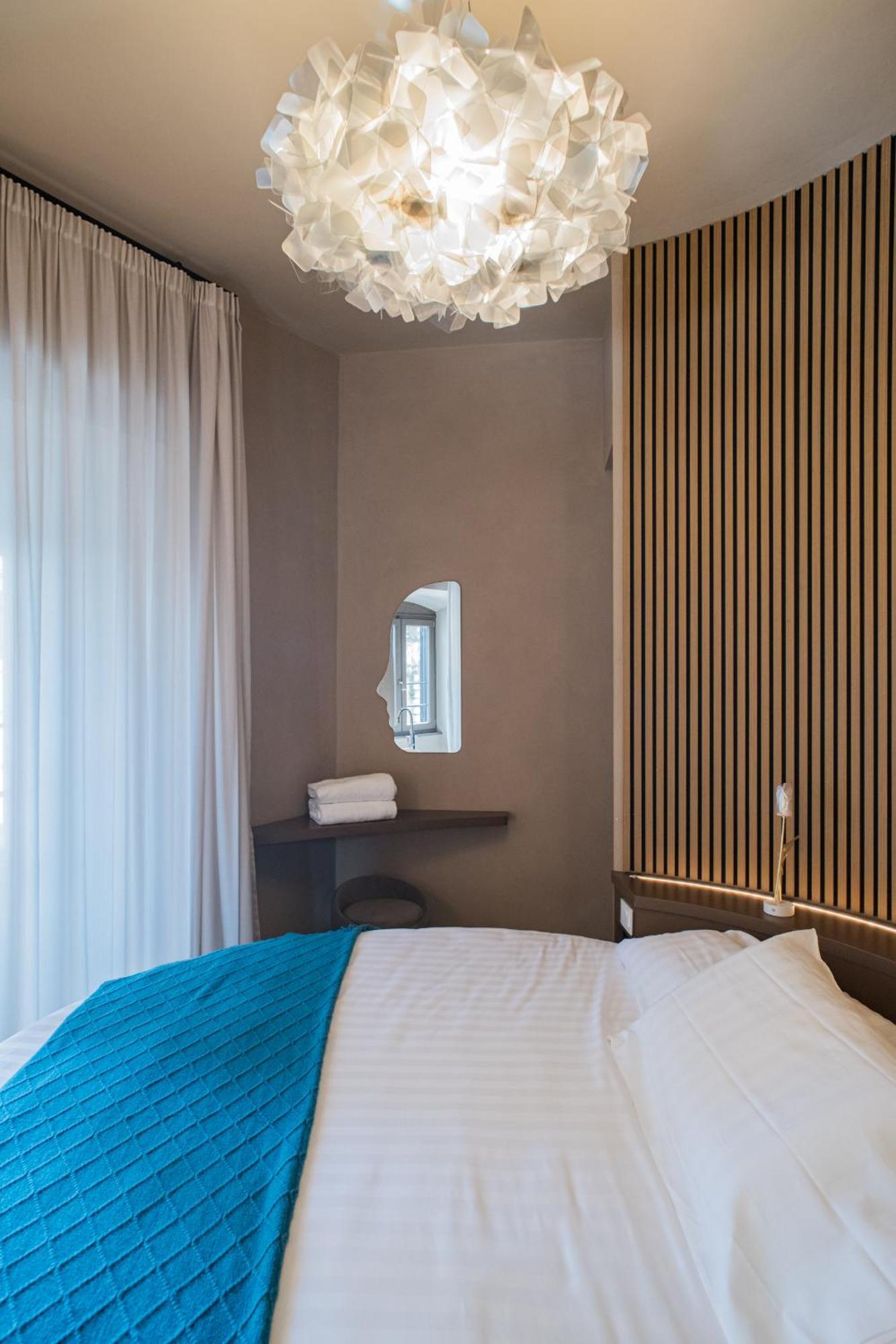 Hotel 163 Boutique *