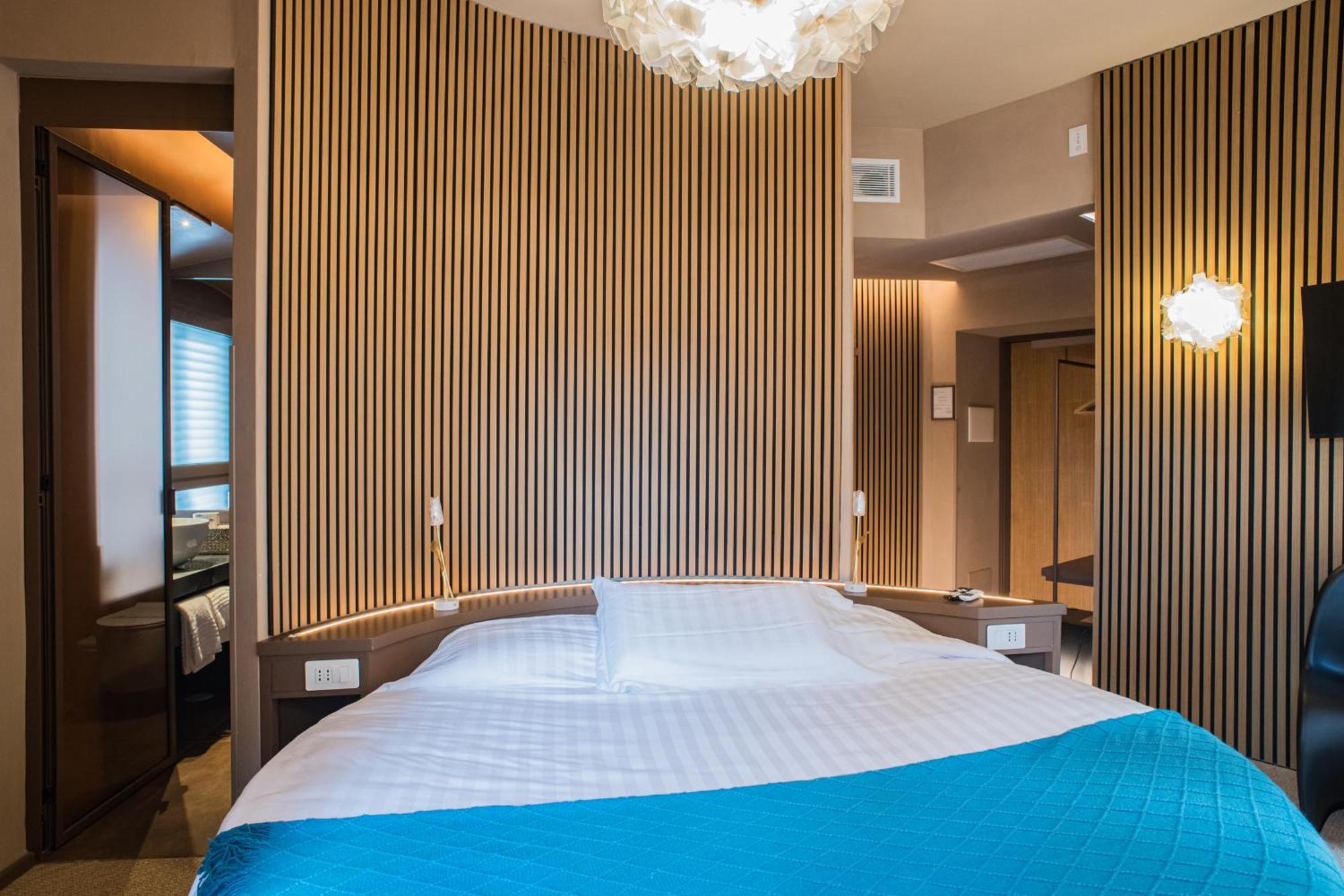 163 Boutique Hotel *
