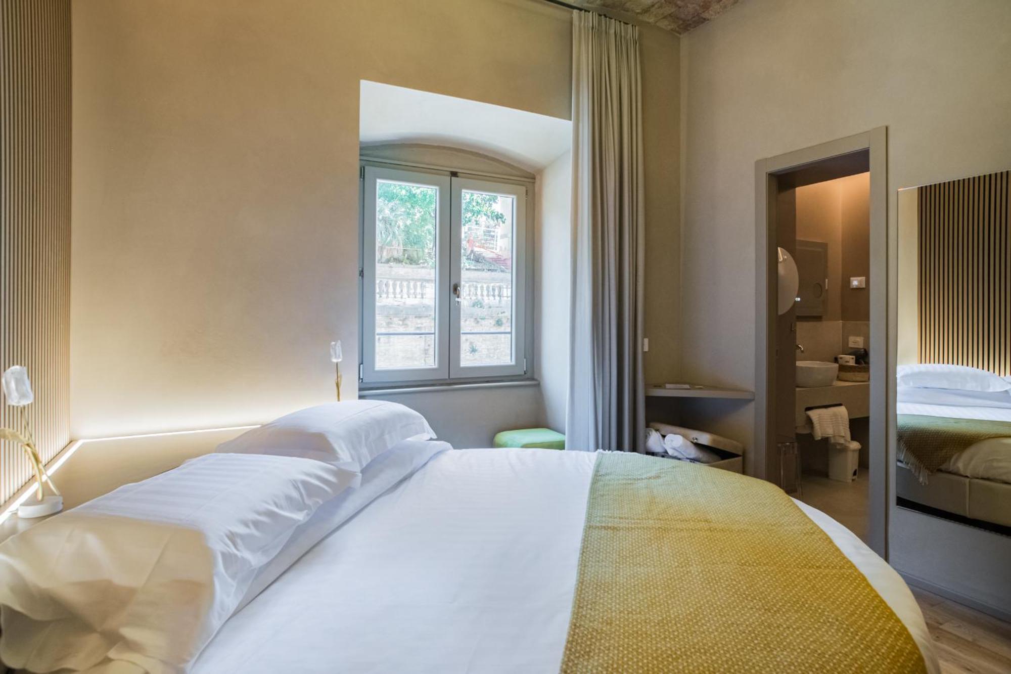 Hotel 163 Boutique