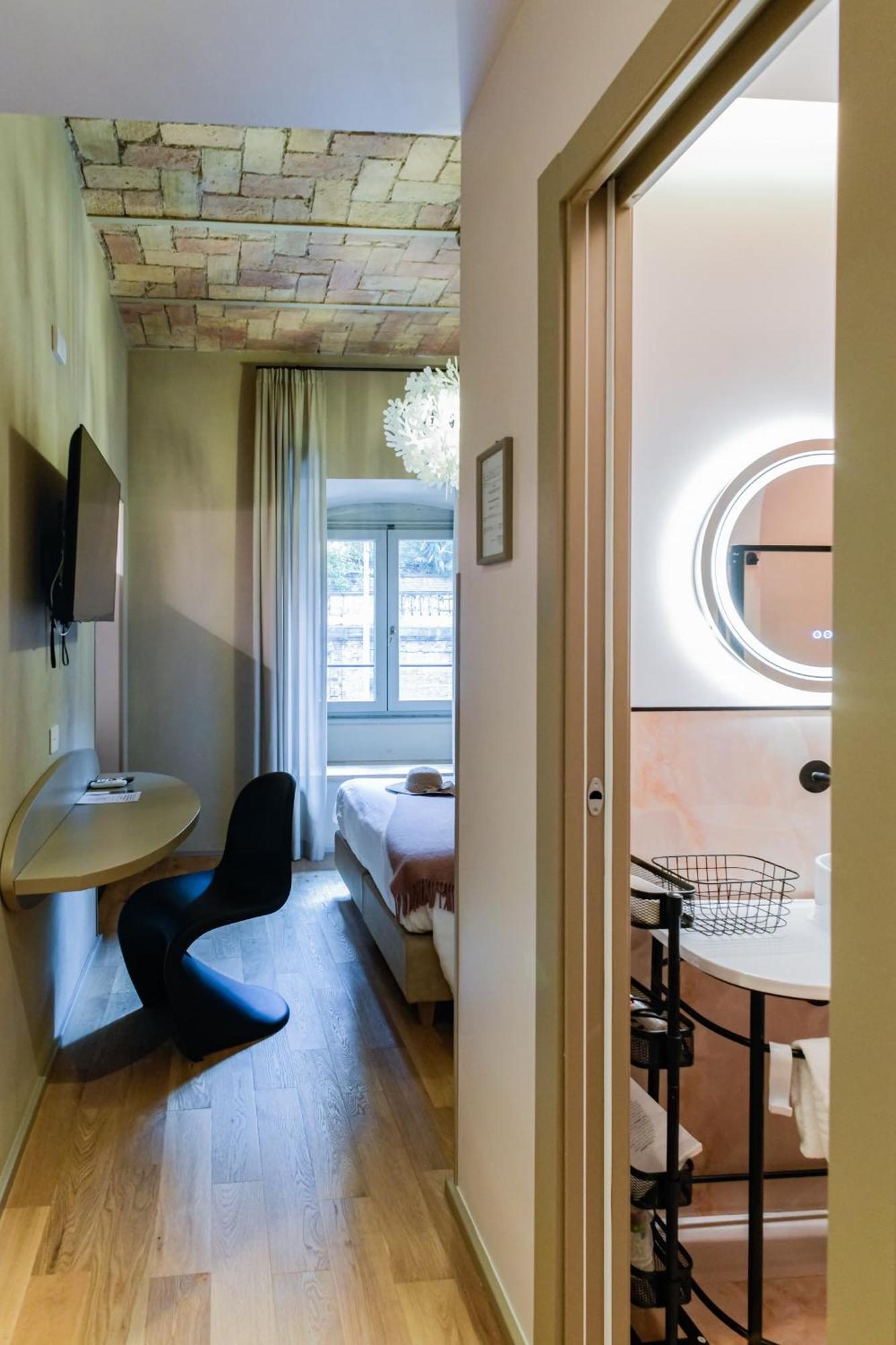 Hotel 163 Boutique