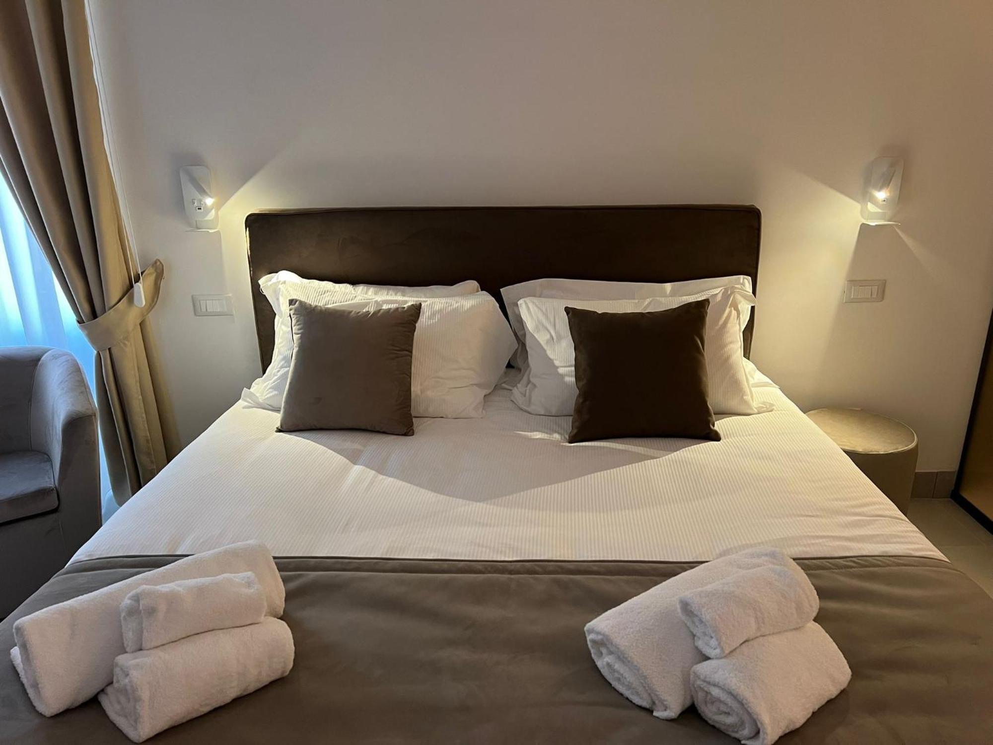 Cicerone's Luxury Guest house *