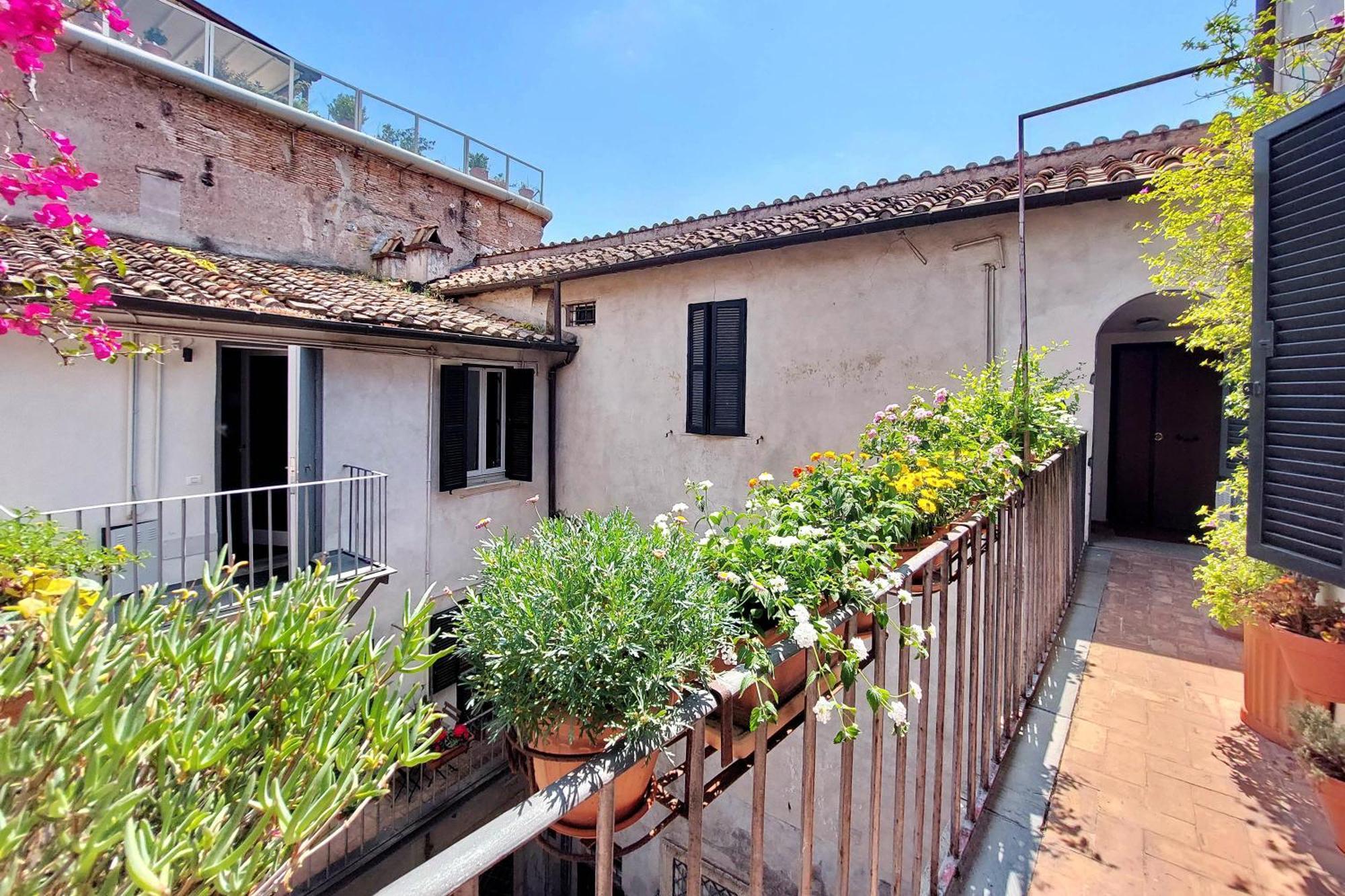 Montevecchio2 * Rome