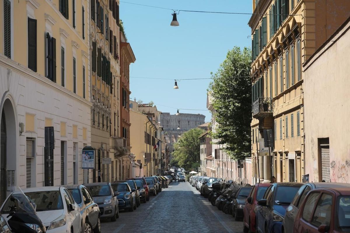 Apartamento From Andrea To The Colosseum Roma
