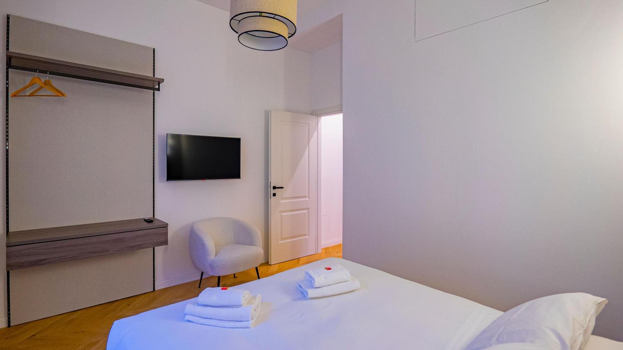 Apartment Luxury Near San Pietro *