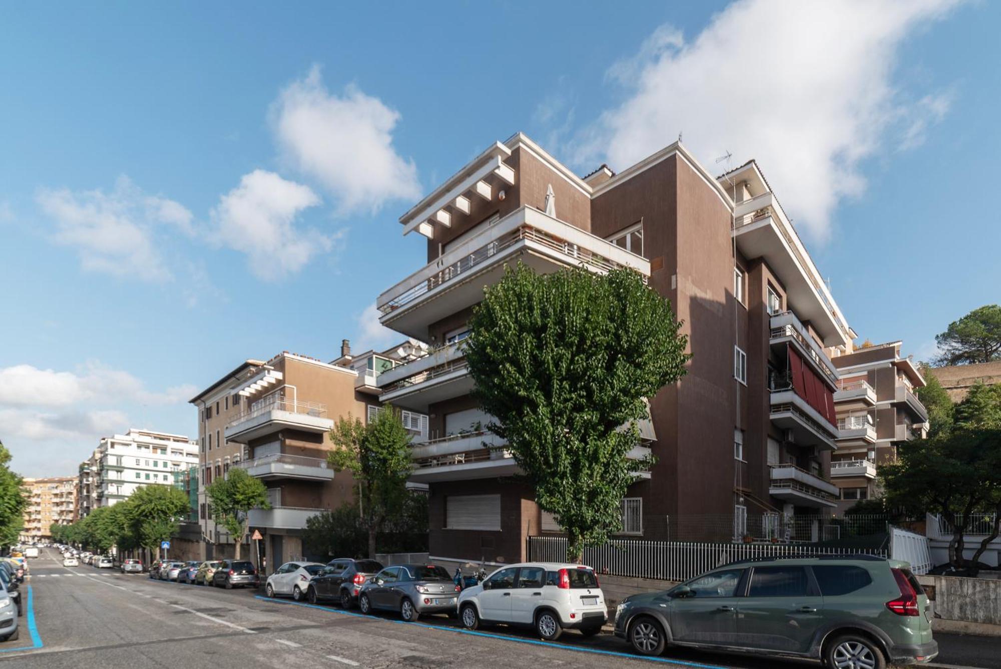San Pietro Terrace * Roma