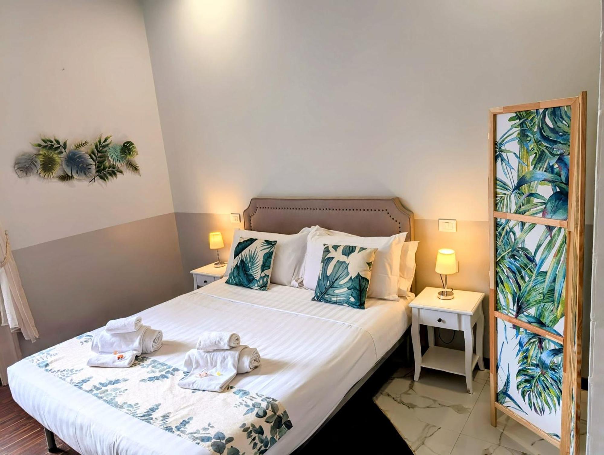 Dm69 - Termini Monti Crossroads Guest house