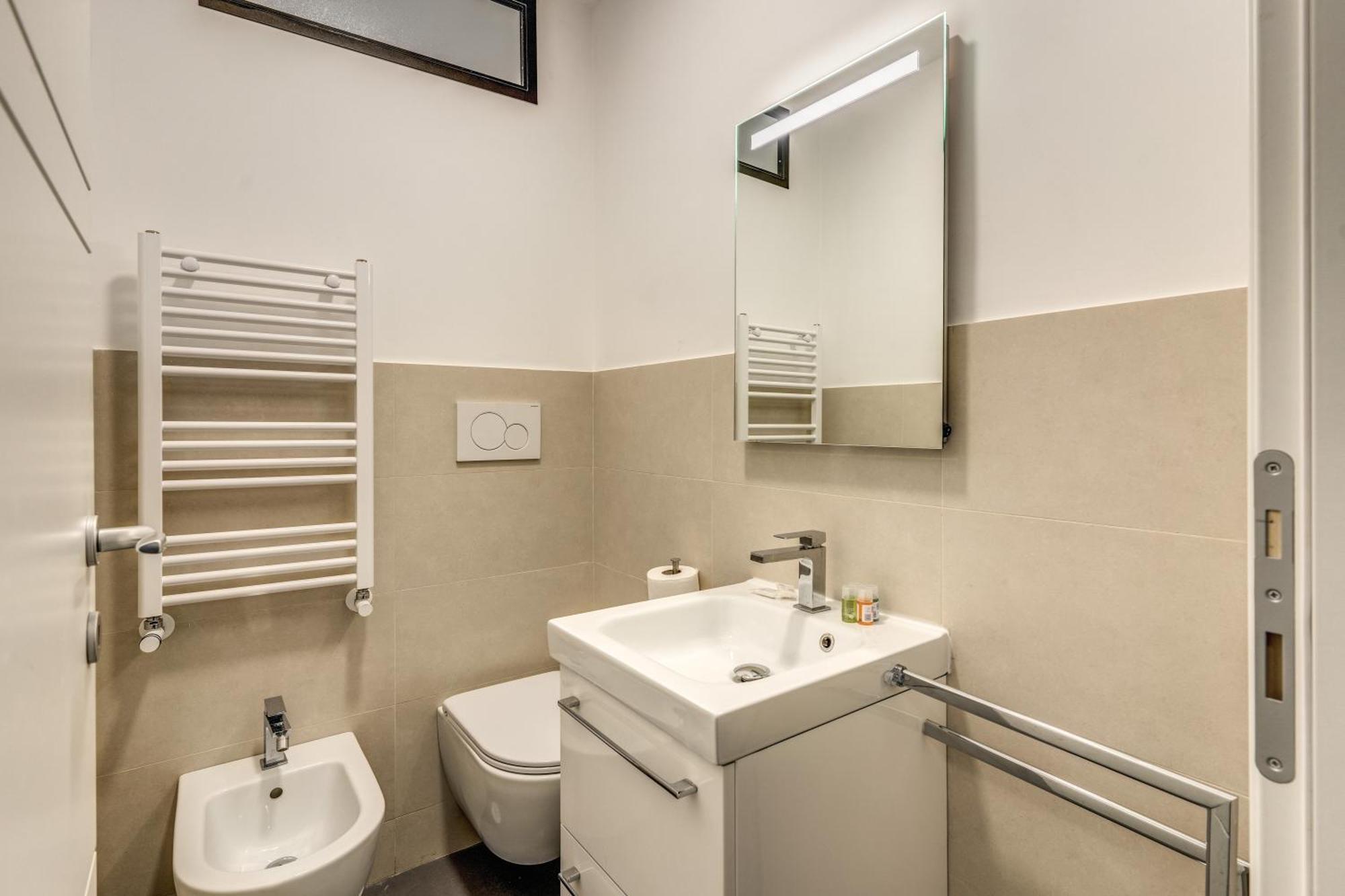 New Flat Near Termini Station Apartment *