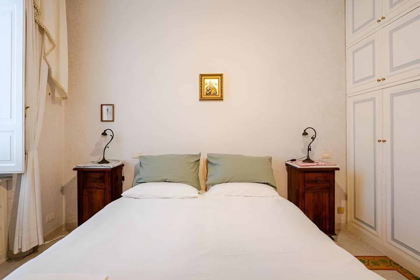 S.pietro Elvira's Retro Appartement *