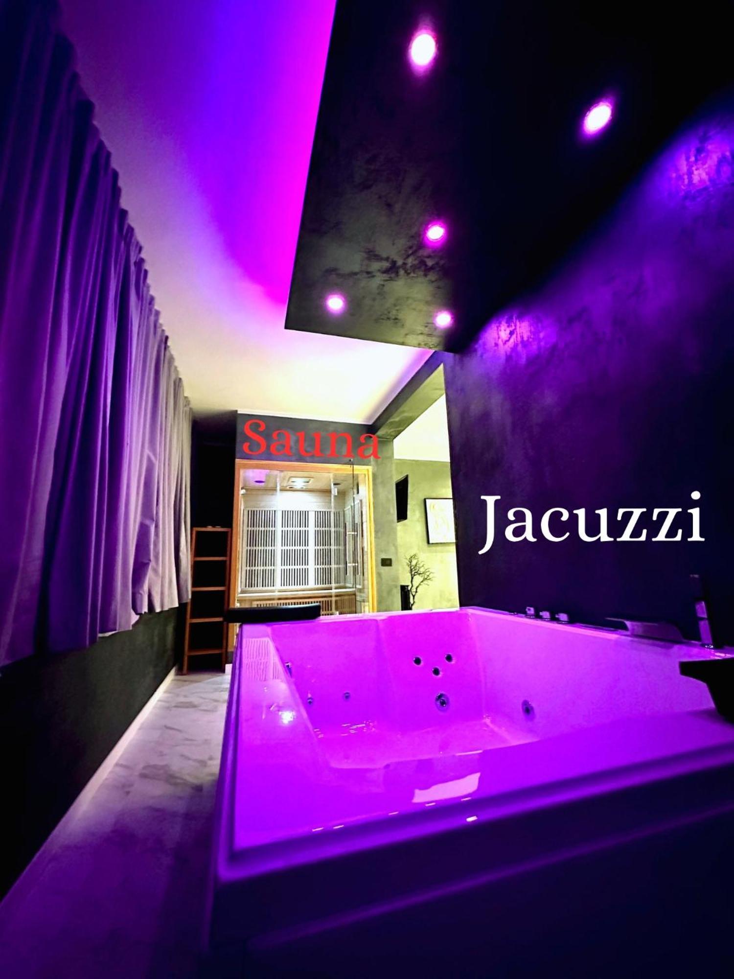 Holiday home Luxury With And Free Parking *