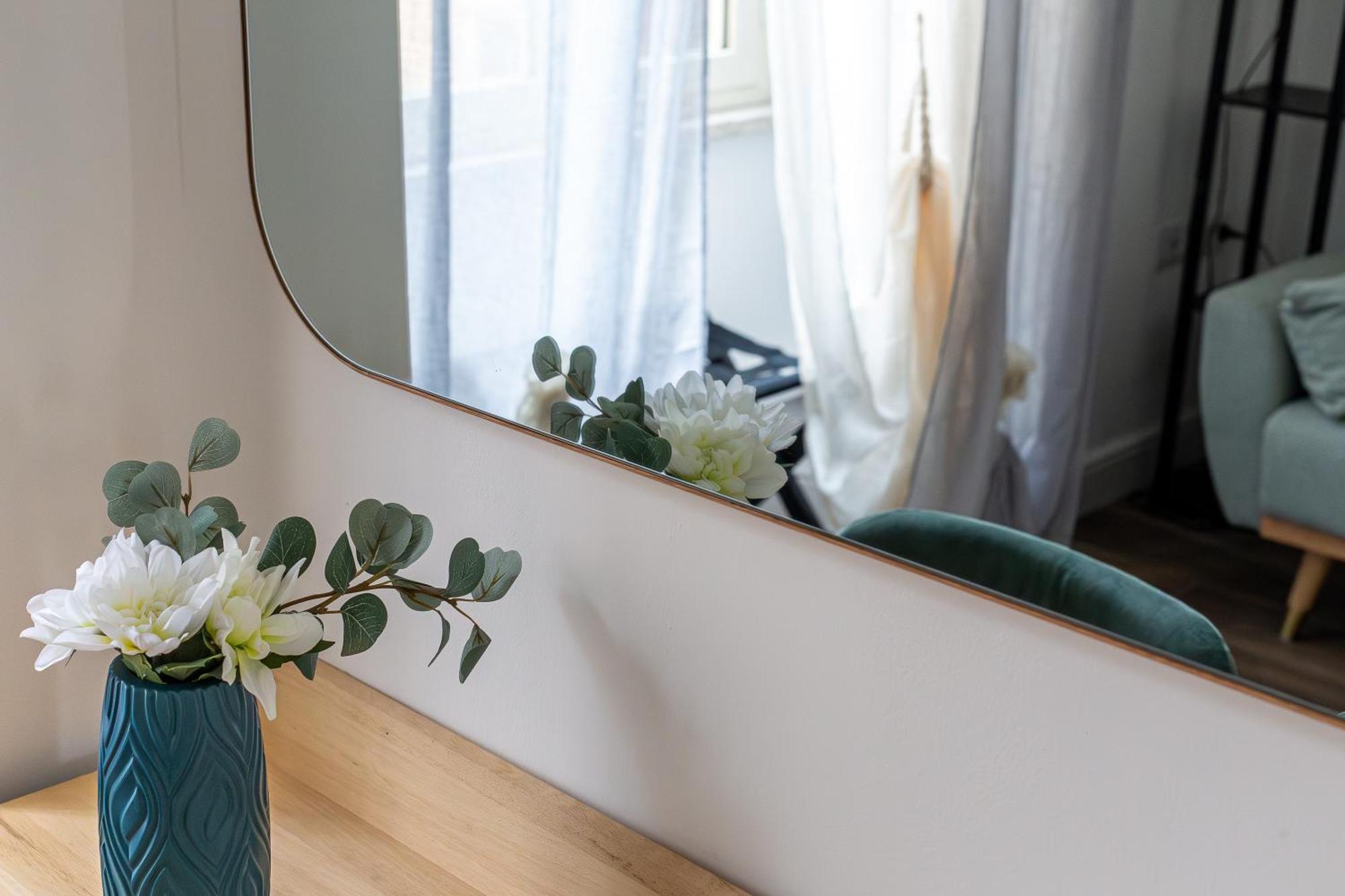 Iflat Brand New & Modern Station Appartement