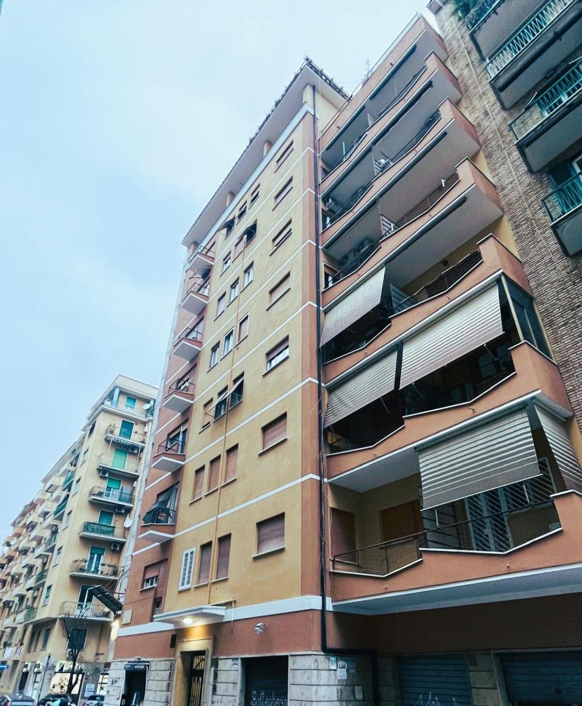 Appio San Giovanni Apartment *