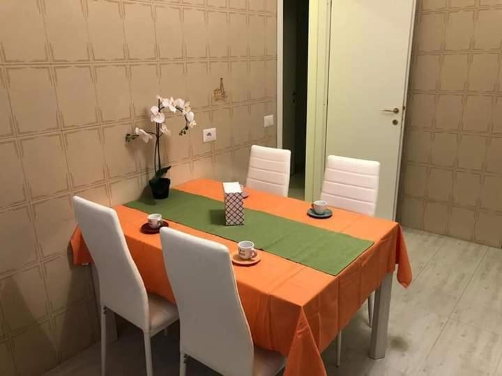 Realty Company Croce Rome