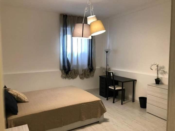 Apartment Realty Company Croce Rome