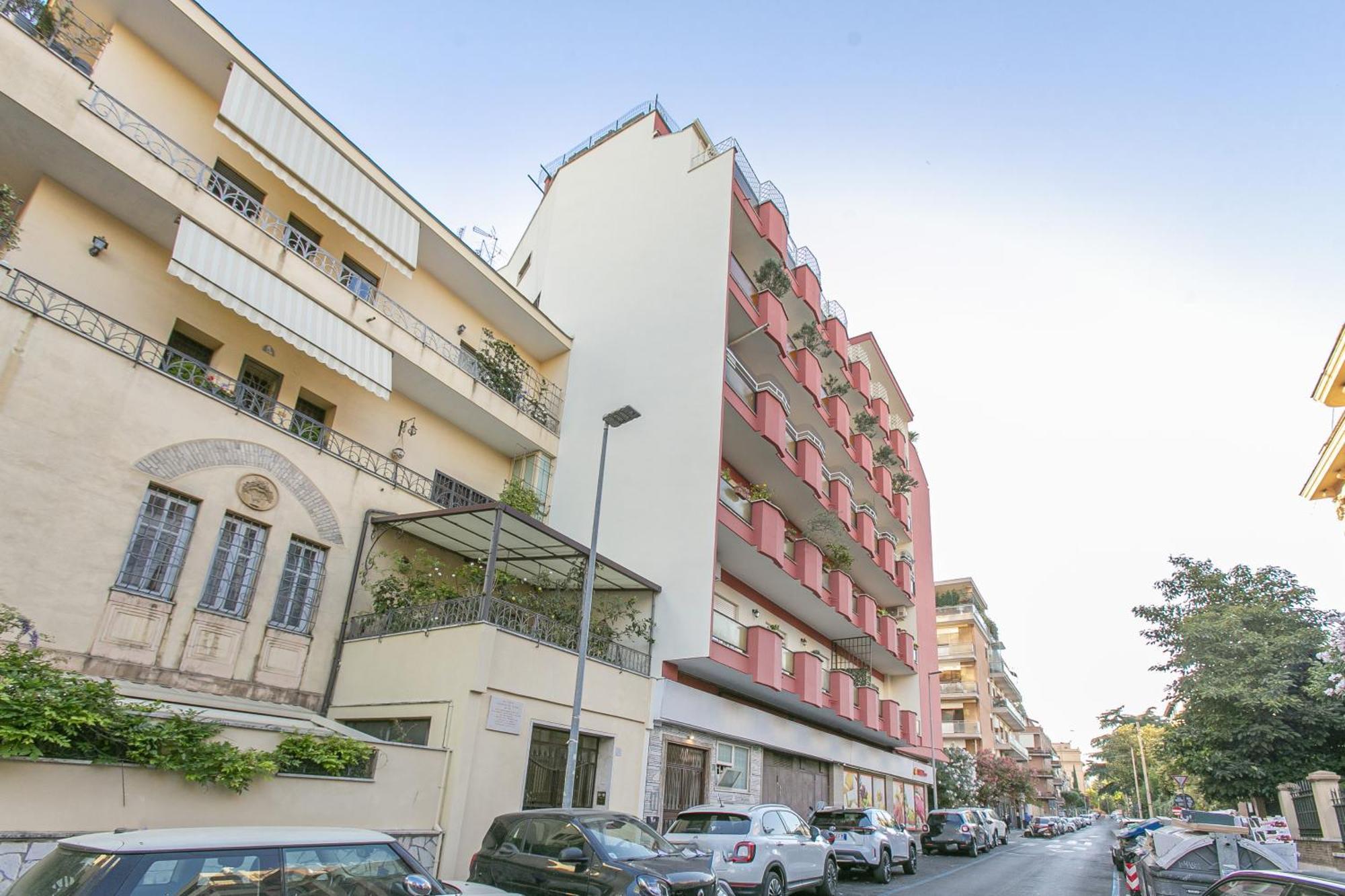 Modern 100 Meters From Piazza Mincio * Rome