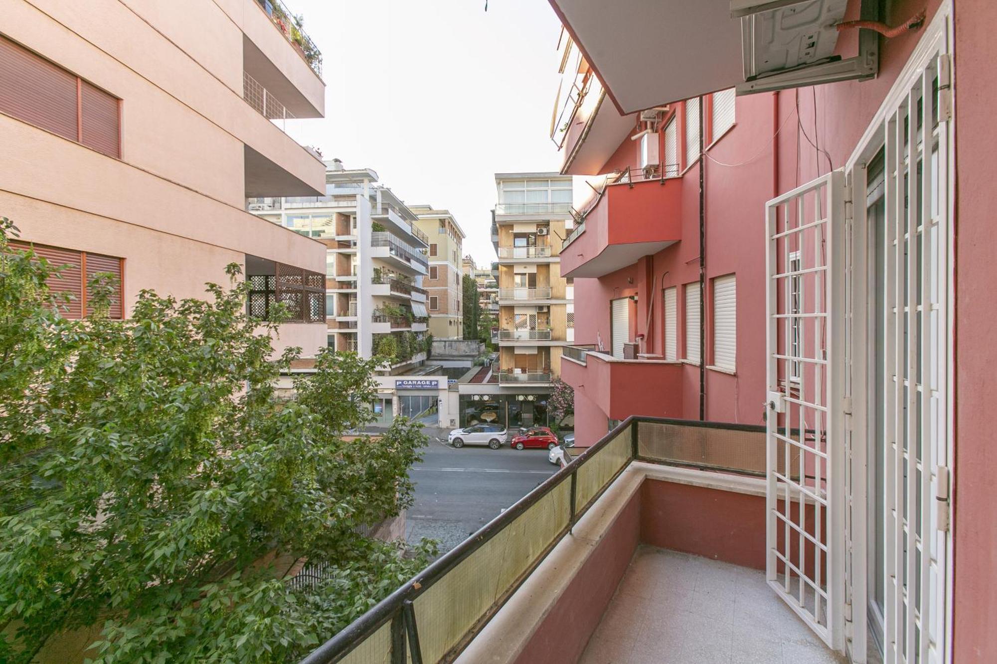 Modern 100 Meters From Piazza Mincio Apartment *