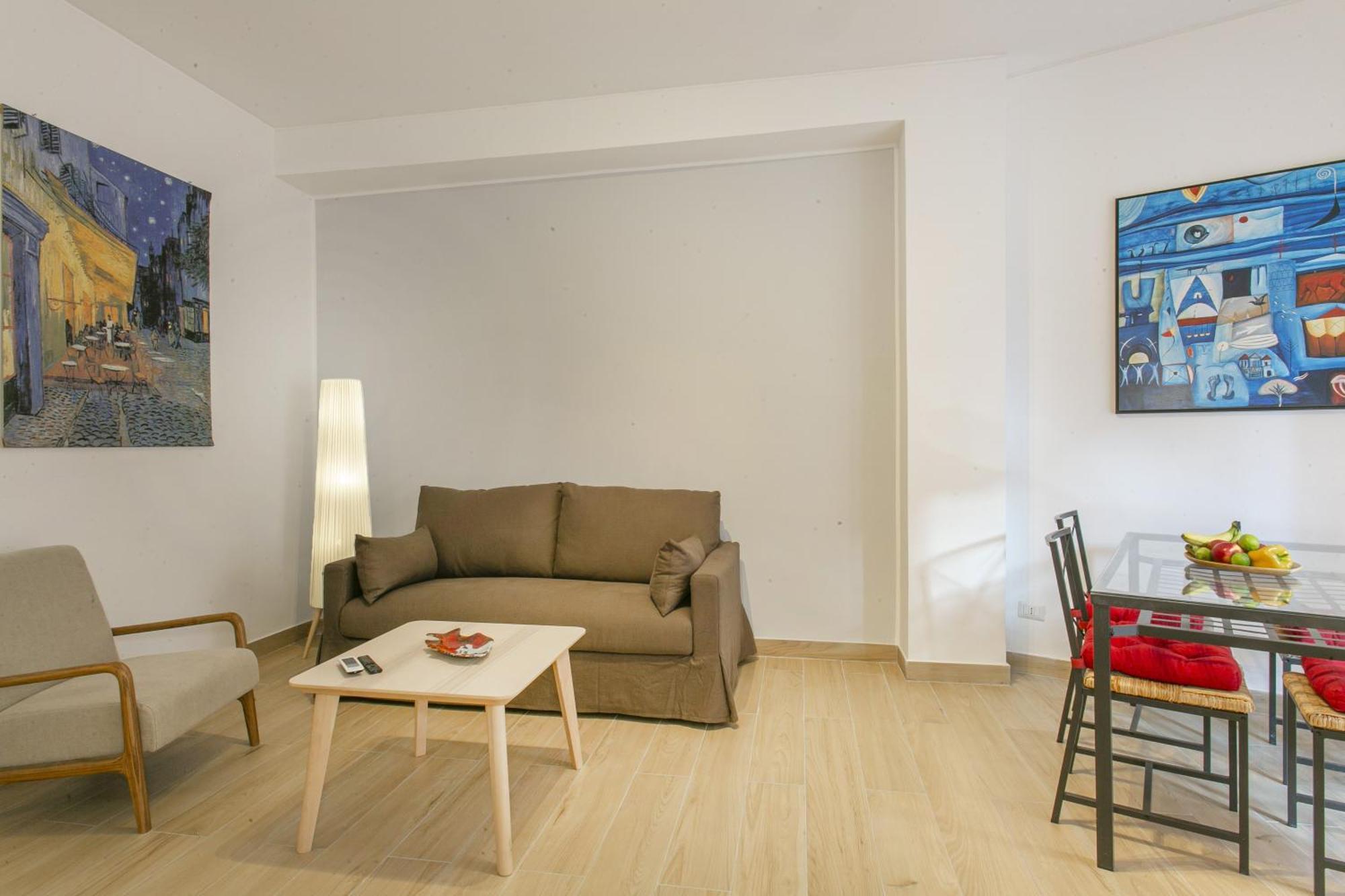 Modern 100 Meters From Piazza Mincio *