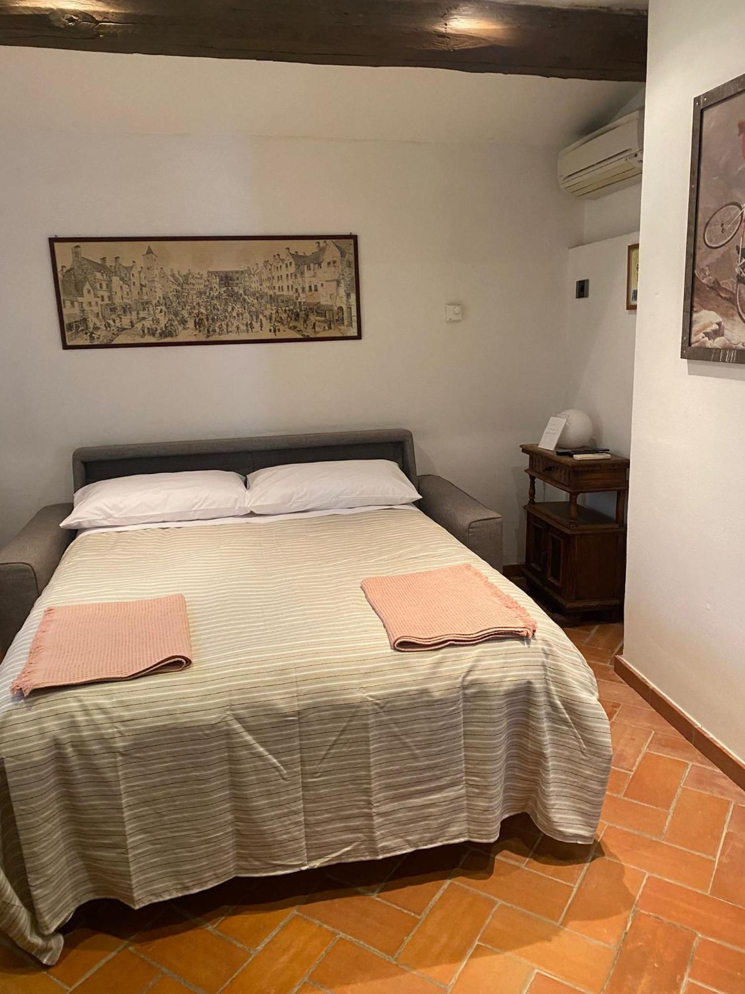 Casale Monte Oliviero Bed & Breakfast Rome