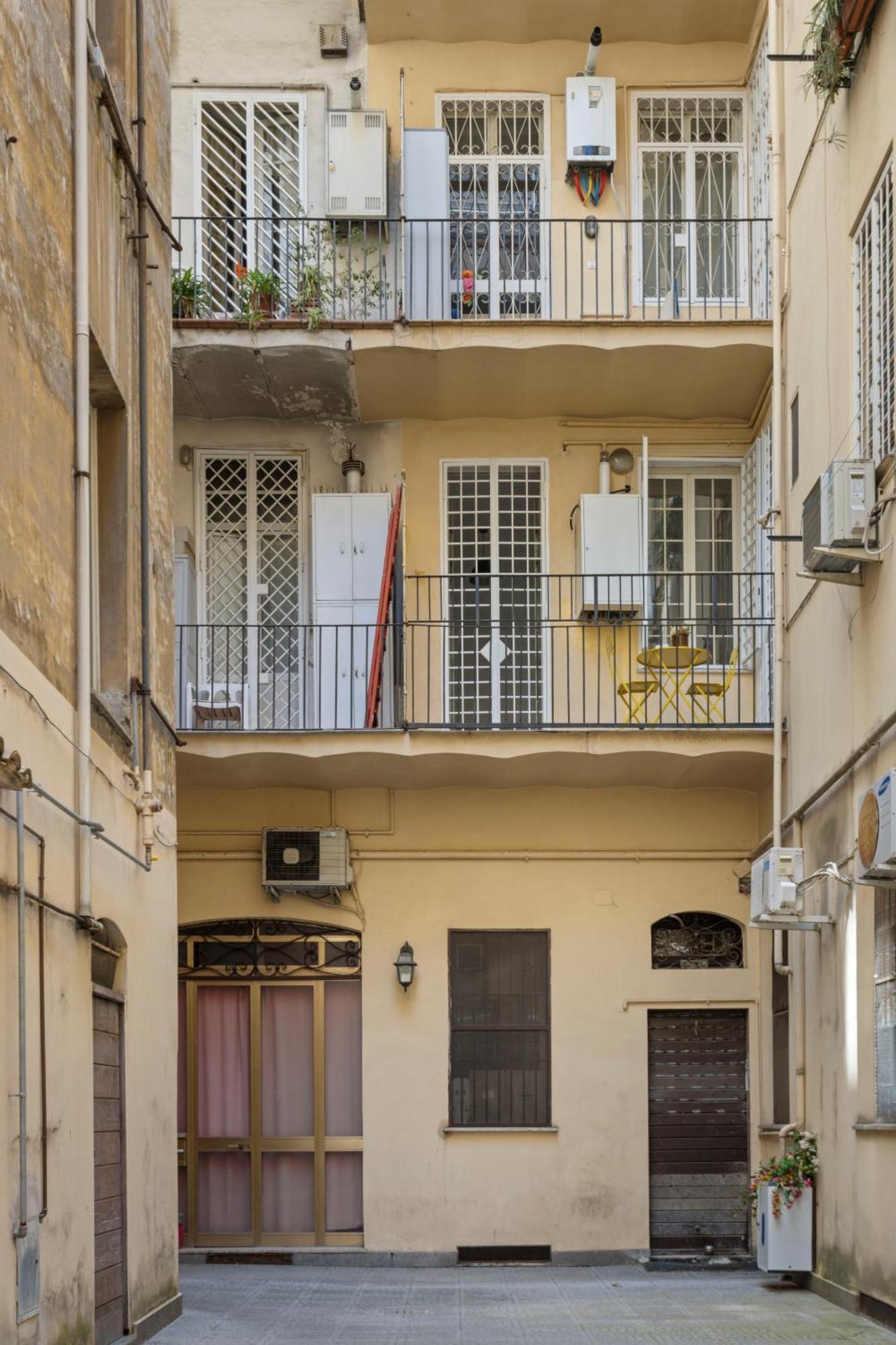 Apartment Visconti58 Boutique House - Modern With Balcony