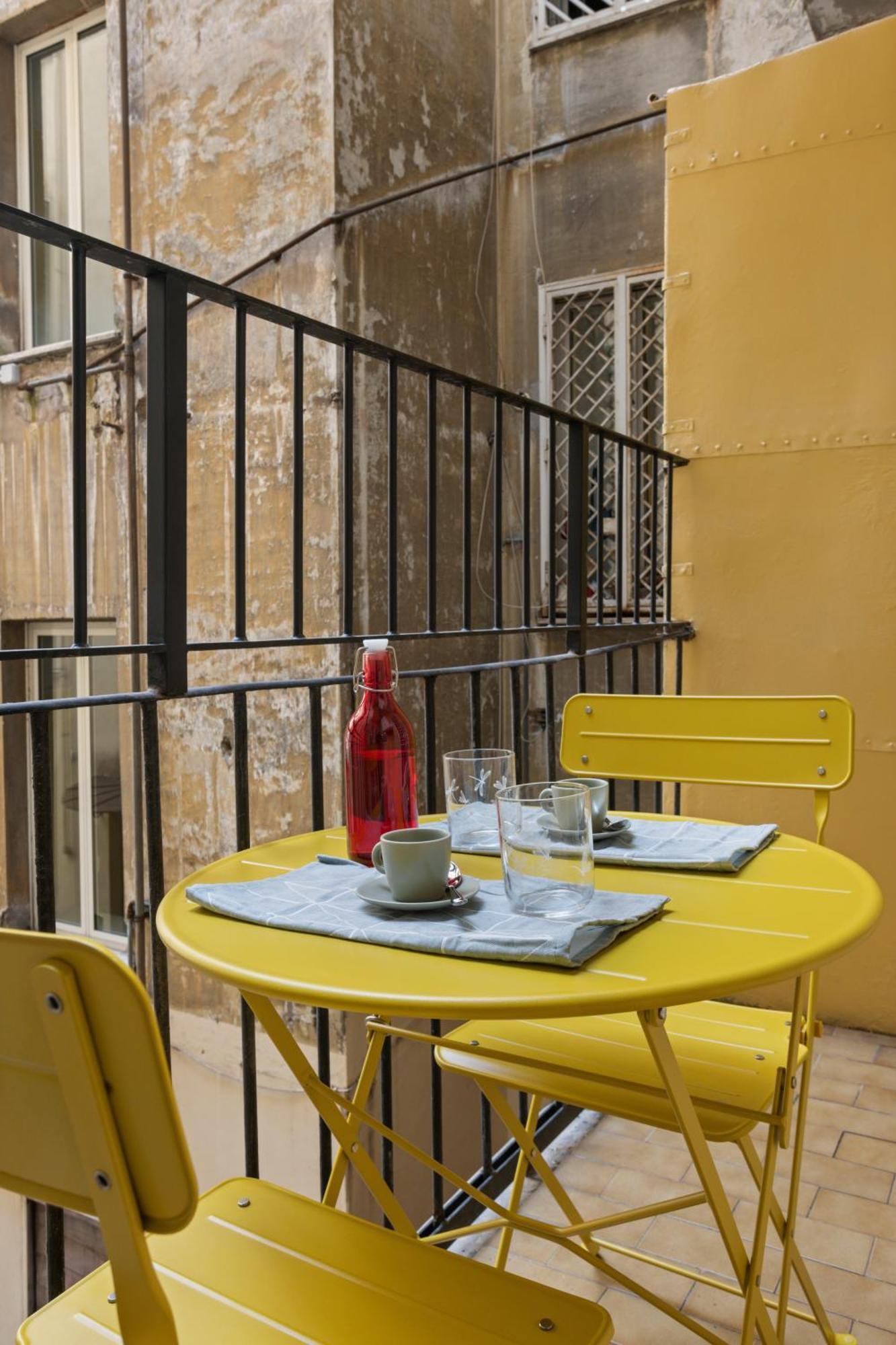Visconti58 Boutique House - Modern With Balcony Apartment *