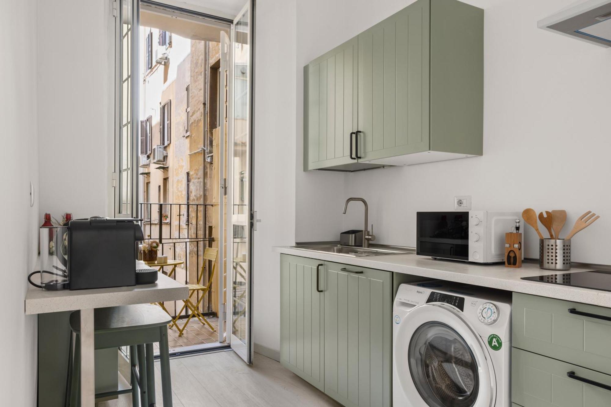 Apartment Visconti58 Boutique House - Modern With Balcony