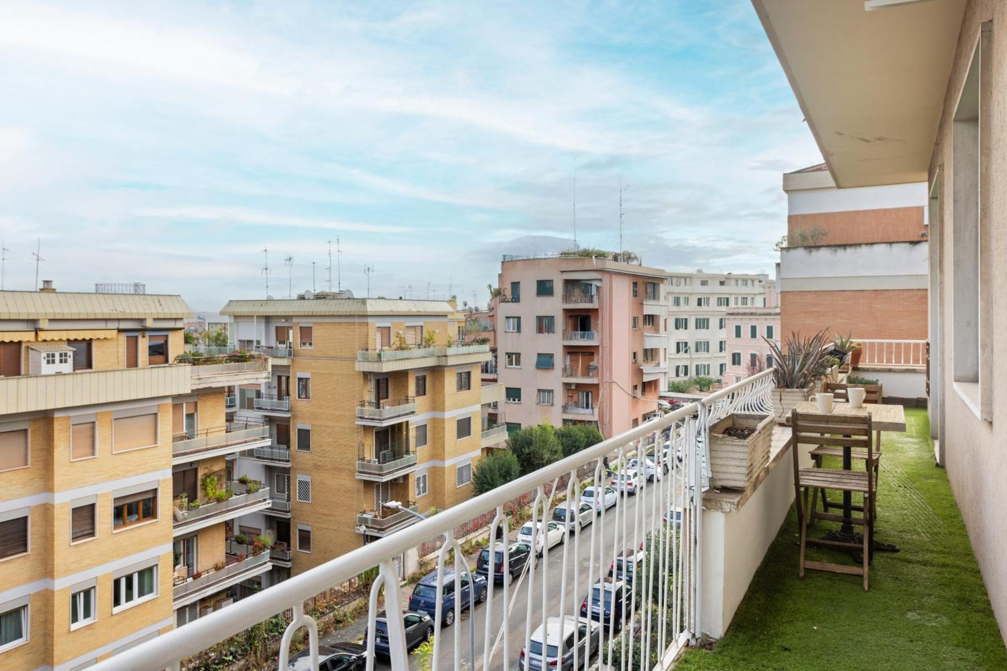 Maison G - New Design With Balcony Apartamento