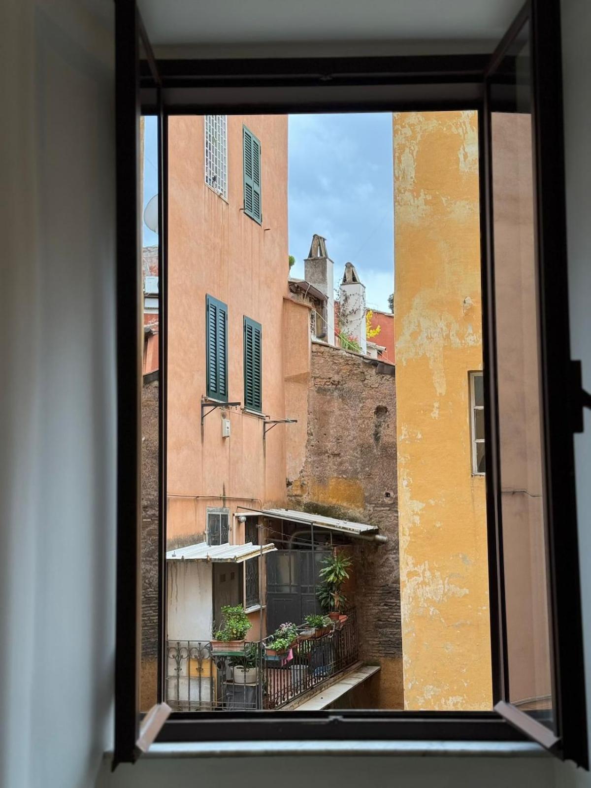 Trastevere Garibaldi 14 Apartment Rome