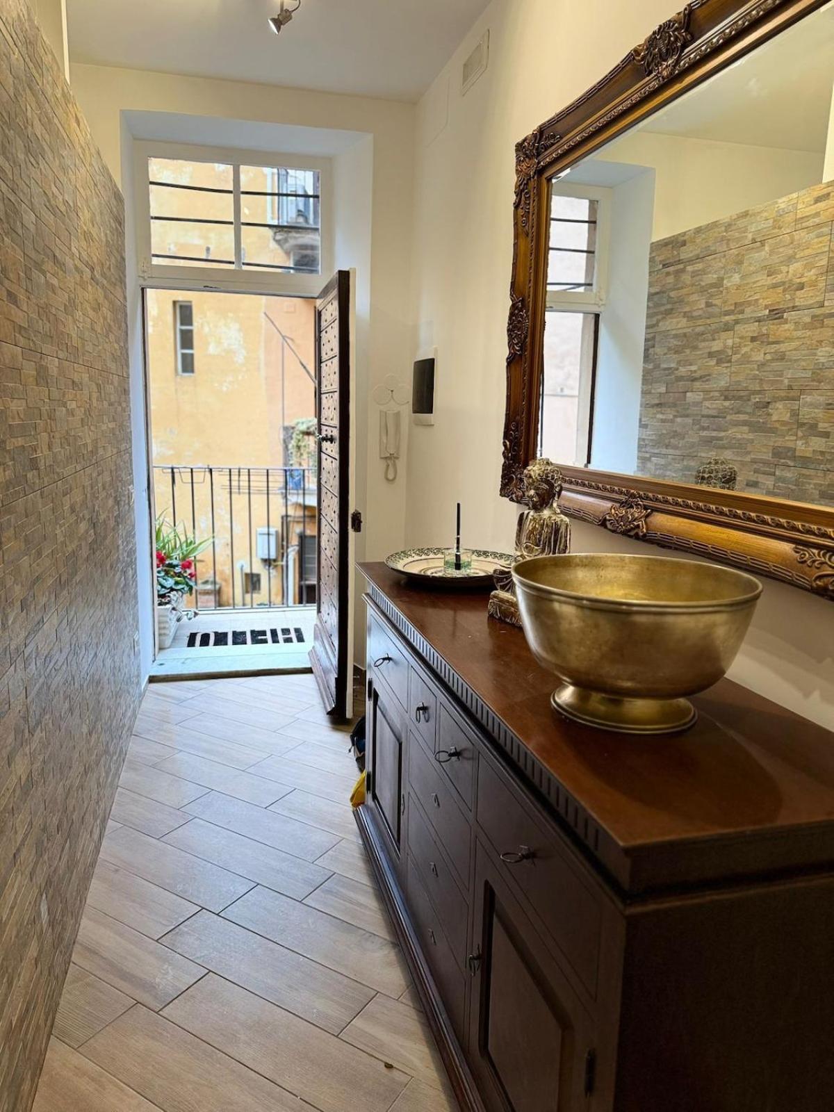 Apartment Trastevere Garibaldi 14 *