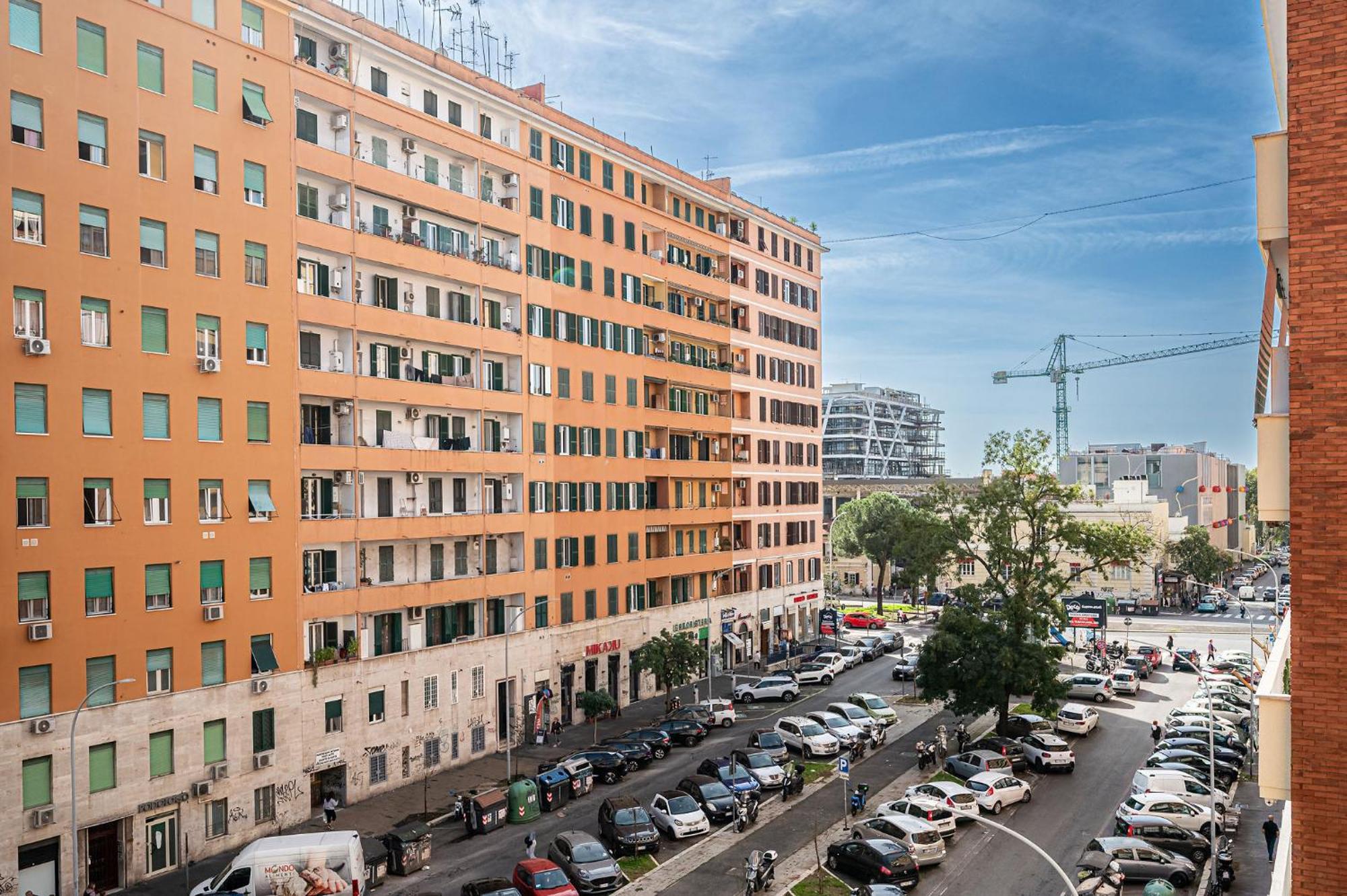 Via Niso Rome