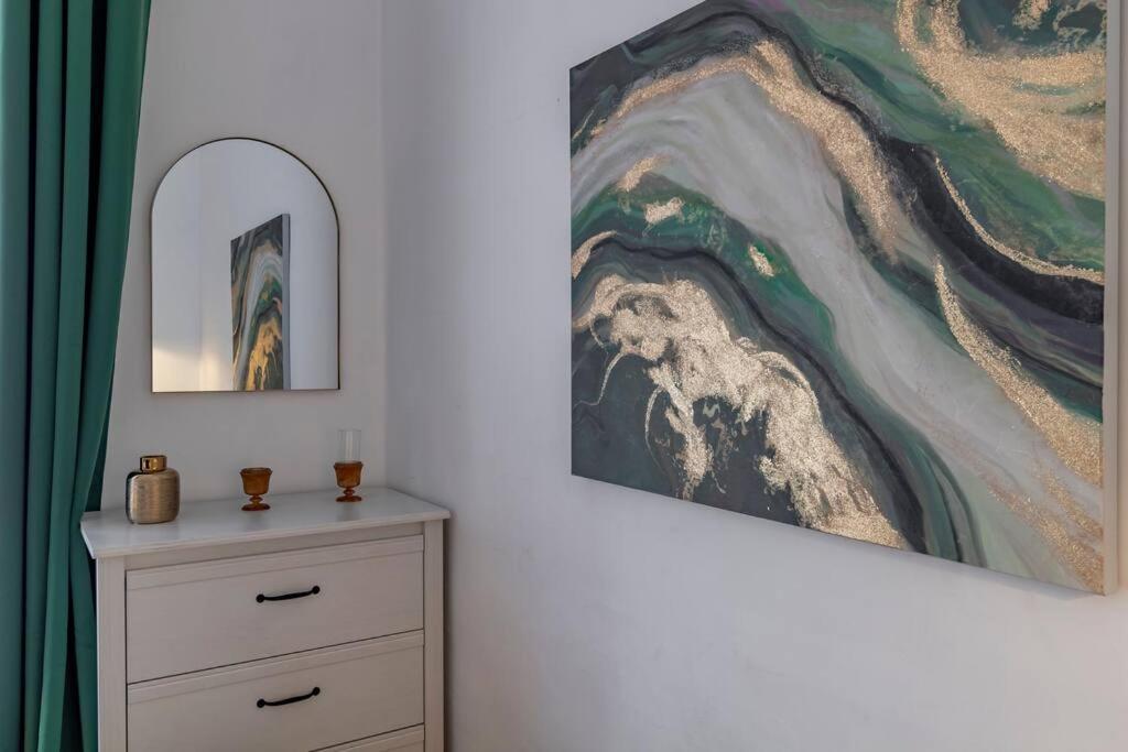 2 Minutes From The Colosseum - Luxury * Roma