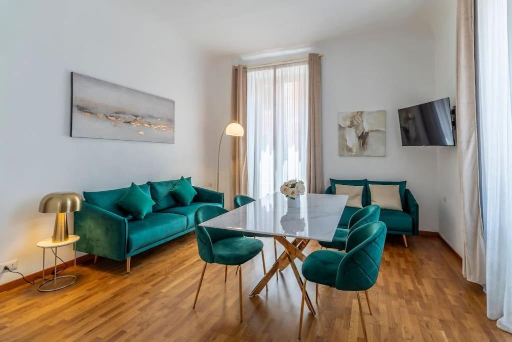 2 Minutes From The Colosseum - Luxury Apartamento Roma