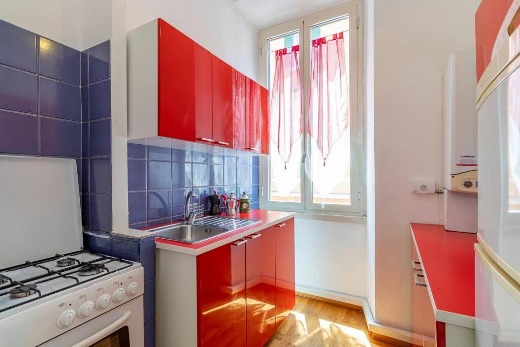 2 Minutes From The Colosseum - Luxury Apartamento
