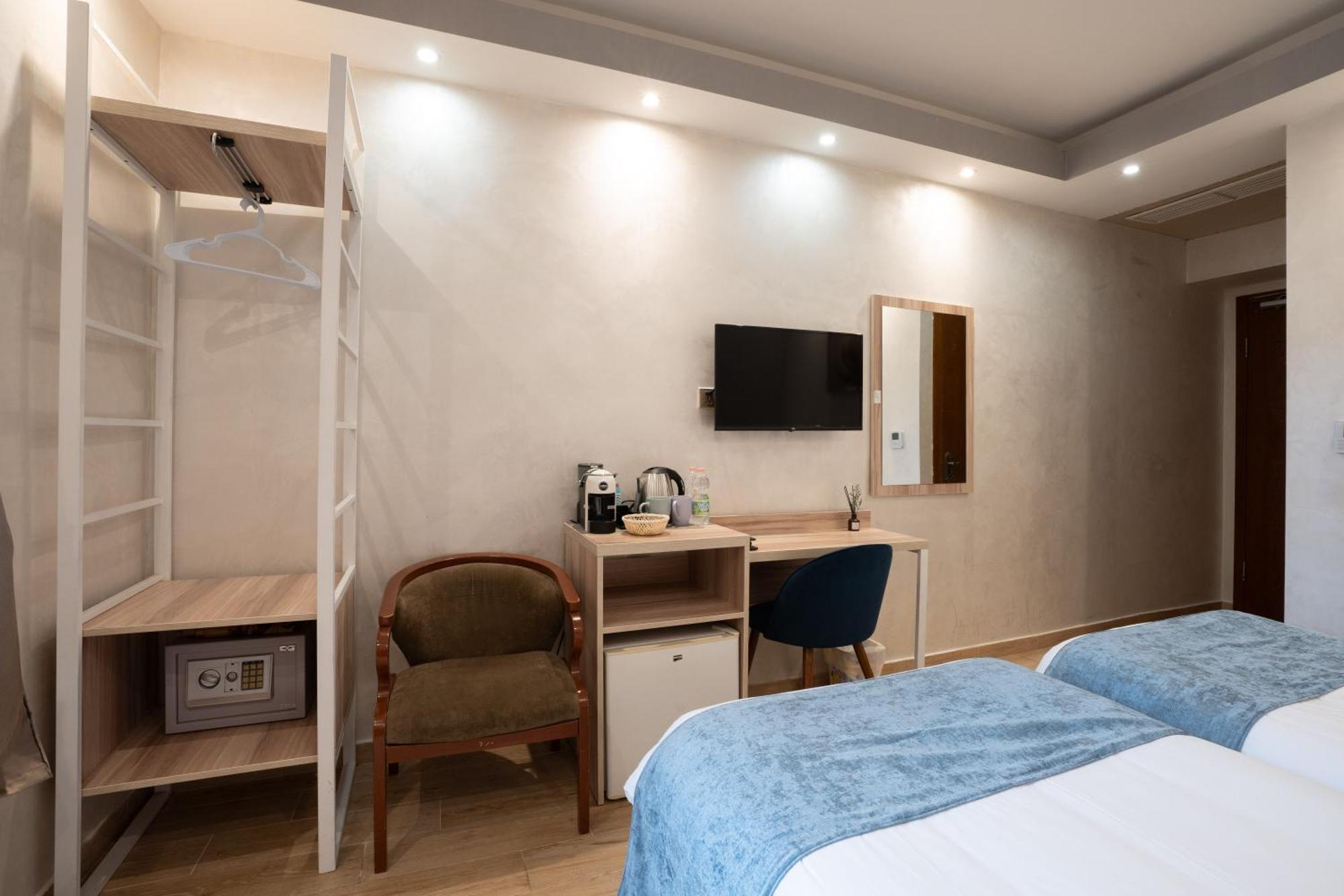 Hotel Rome Love Hotel *