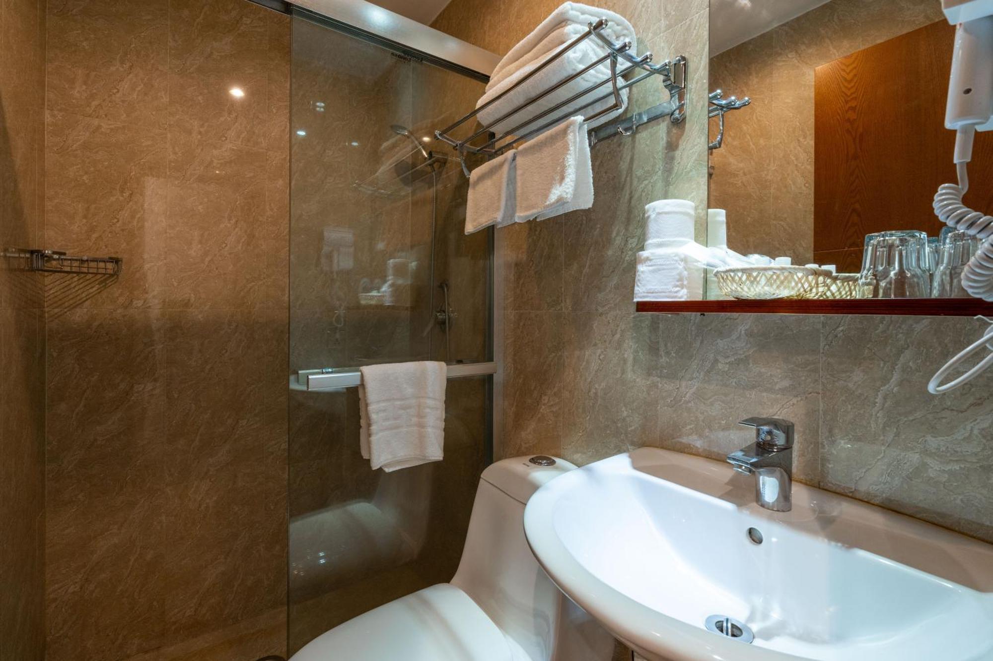 Rome Love Hotel