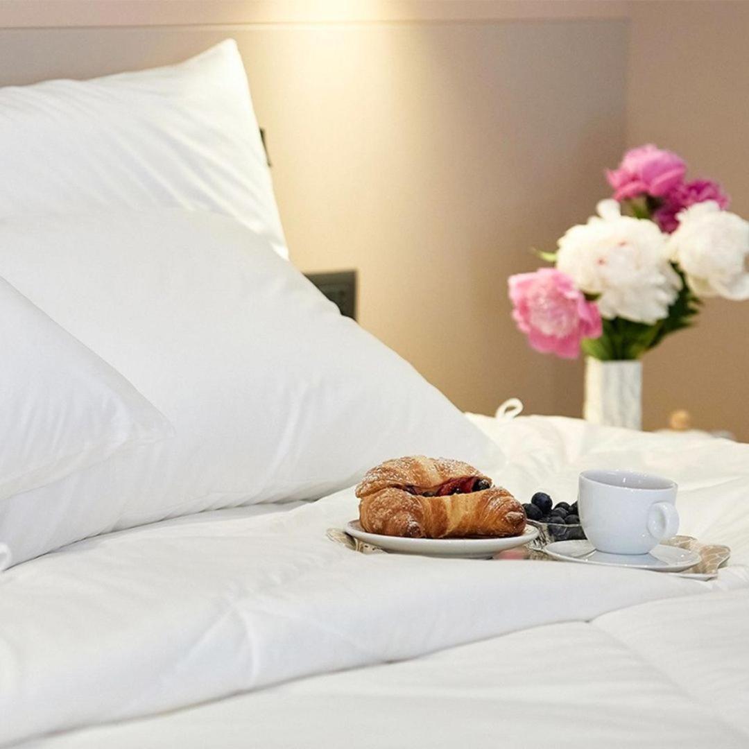 Guest house Loveit - - Piazza Della Maddalena Rome
