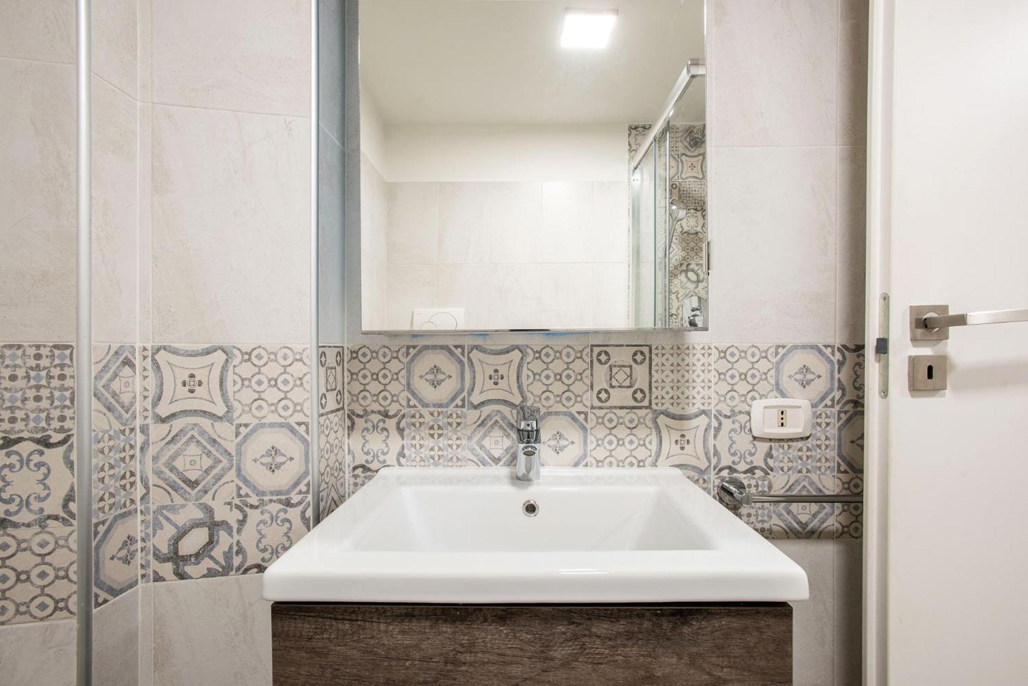 Comfortable Pied-a-terre In The Center Of Apartment