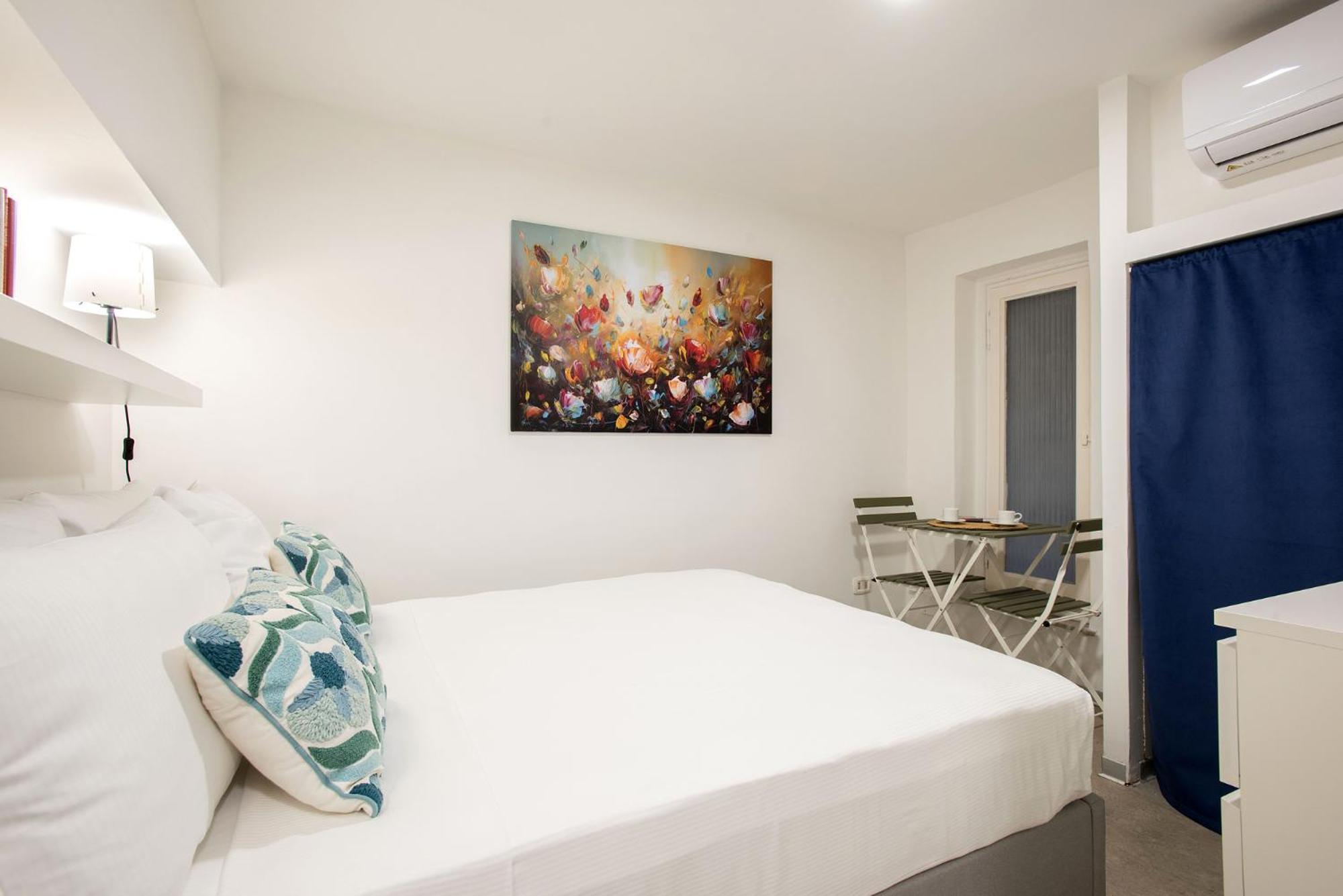 Comfortable Pied-a-terre In The Center Of Rome