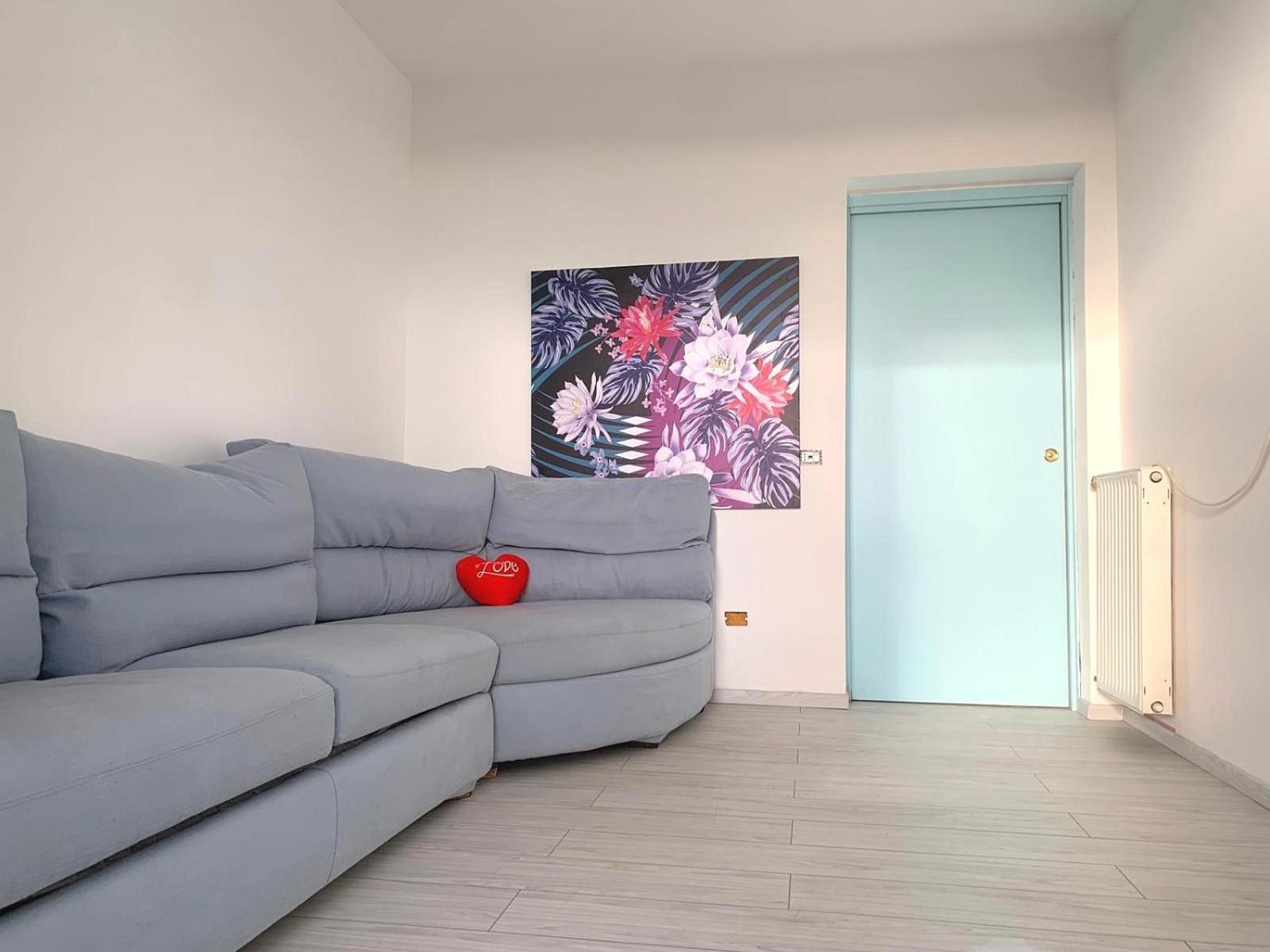 The House Apartment *
