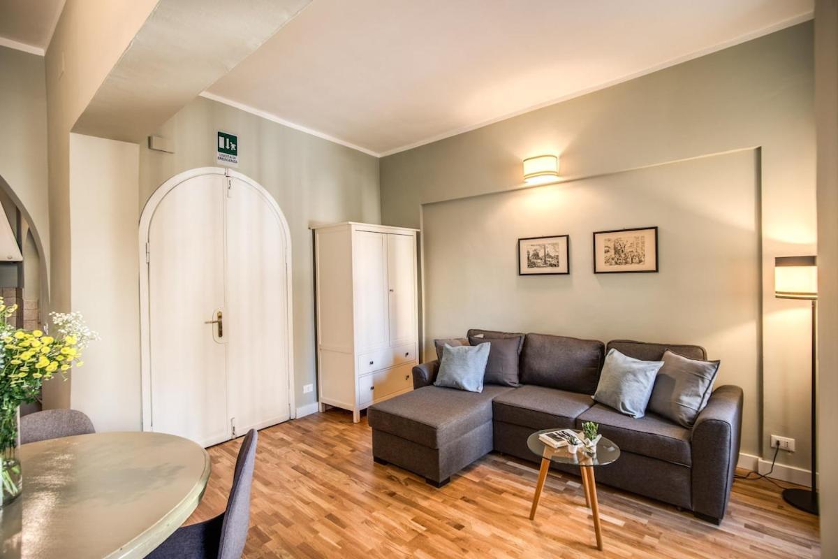 Cappellari Campo Dei Fiori Int 5 *