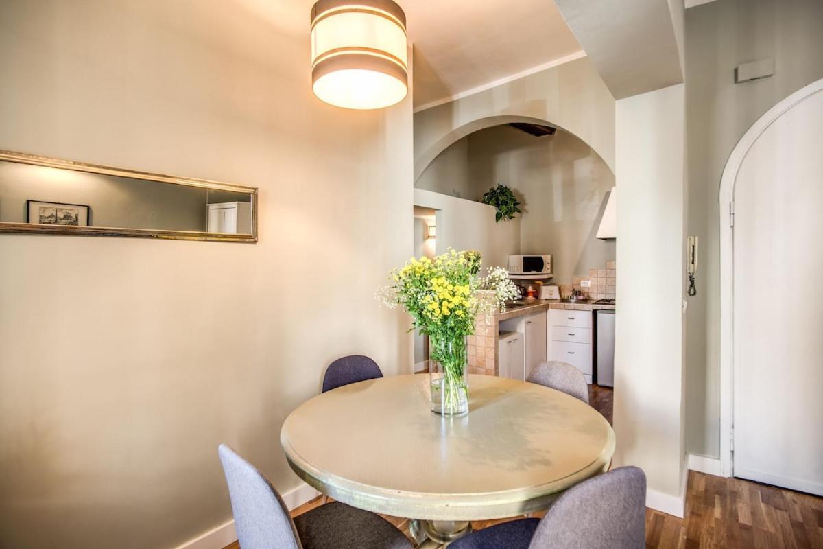 Cappellari Campo Dei Fiori Int 5 Apartment Rome