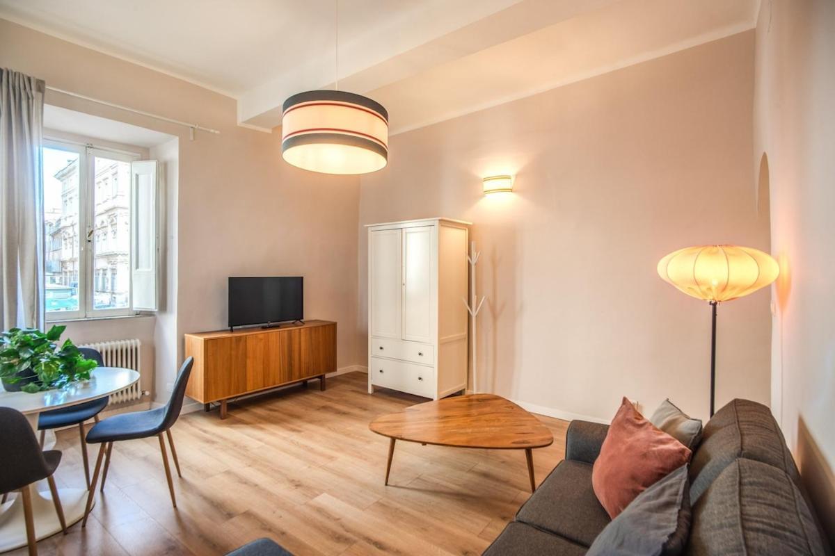 Cappellari Campo Dei Fiori Int 3 Apartment Rome