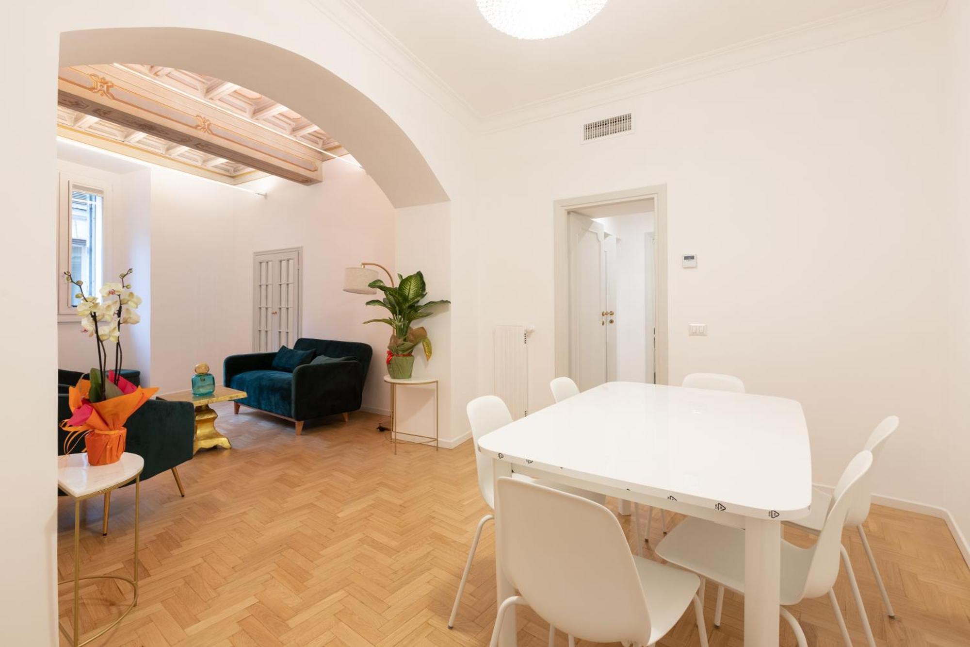 Modern And Bright Flat - Center Apartment *